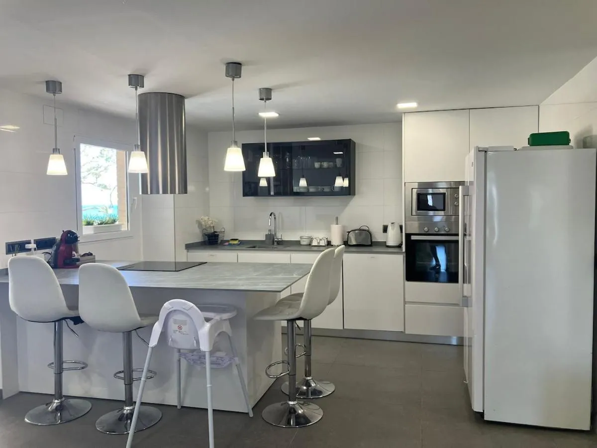 Coffee/tea facilities in Seaside Apartment Retreat