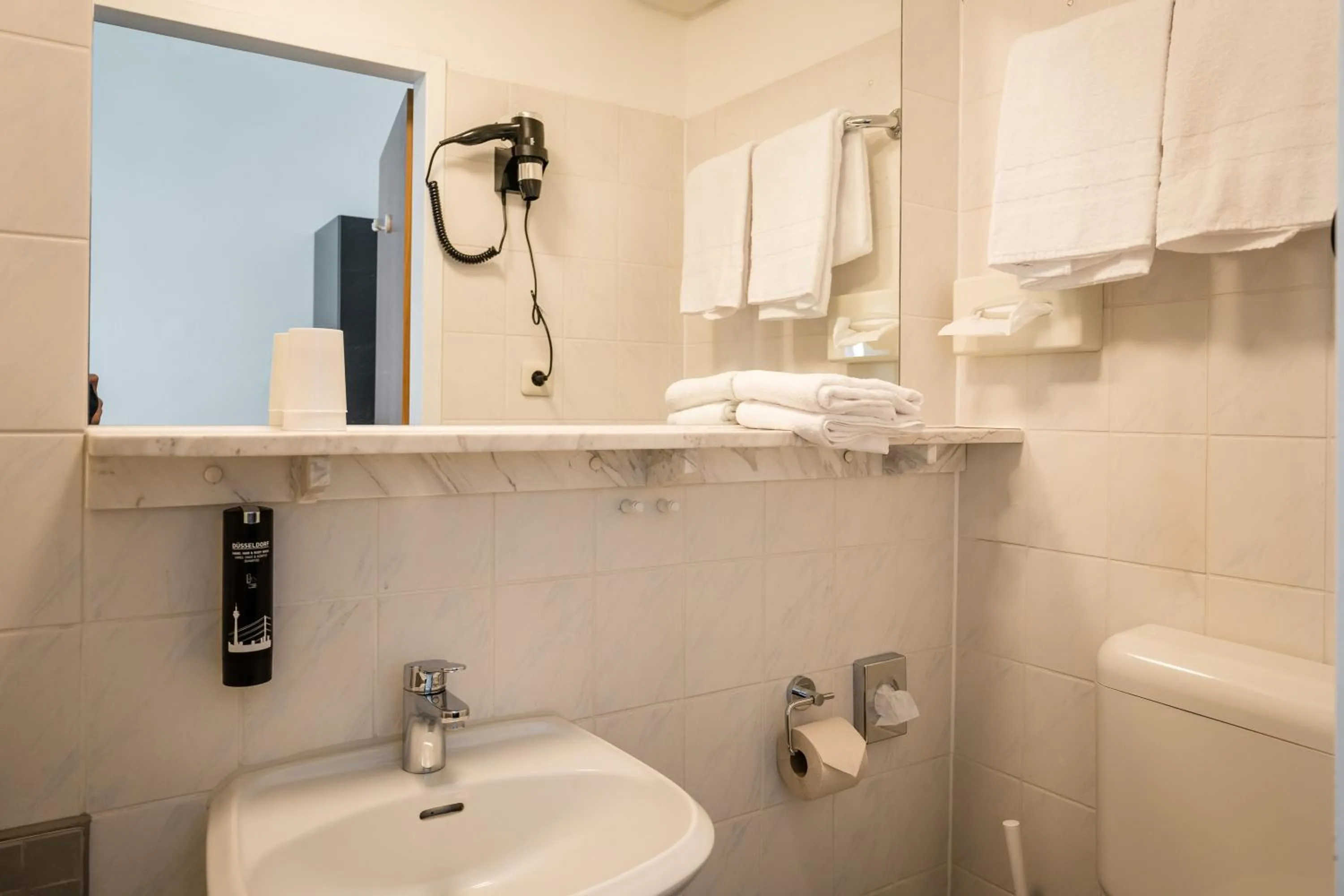 Bathroom in Antares Apartments