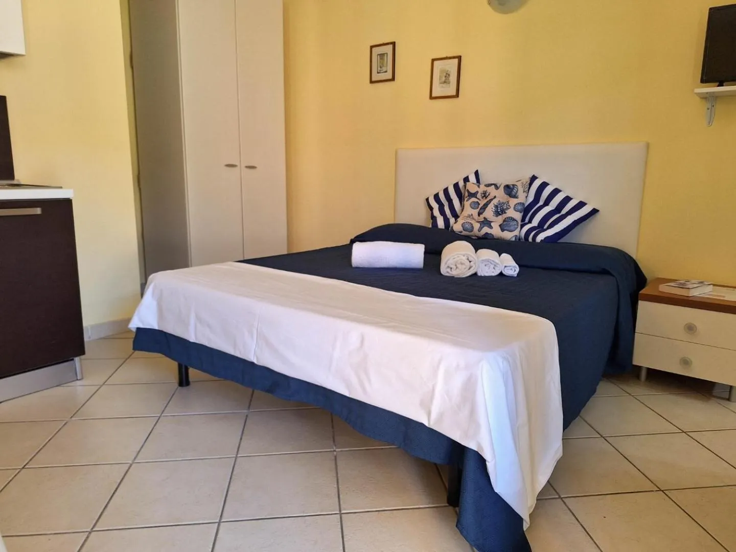 Bed in Pineta Azzurra