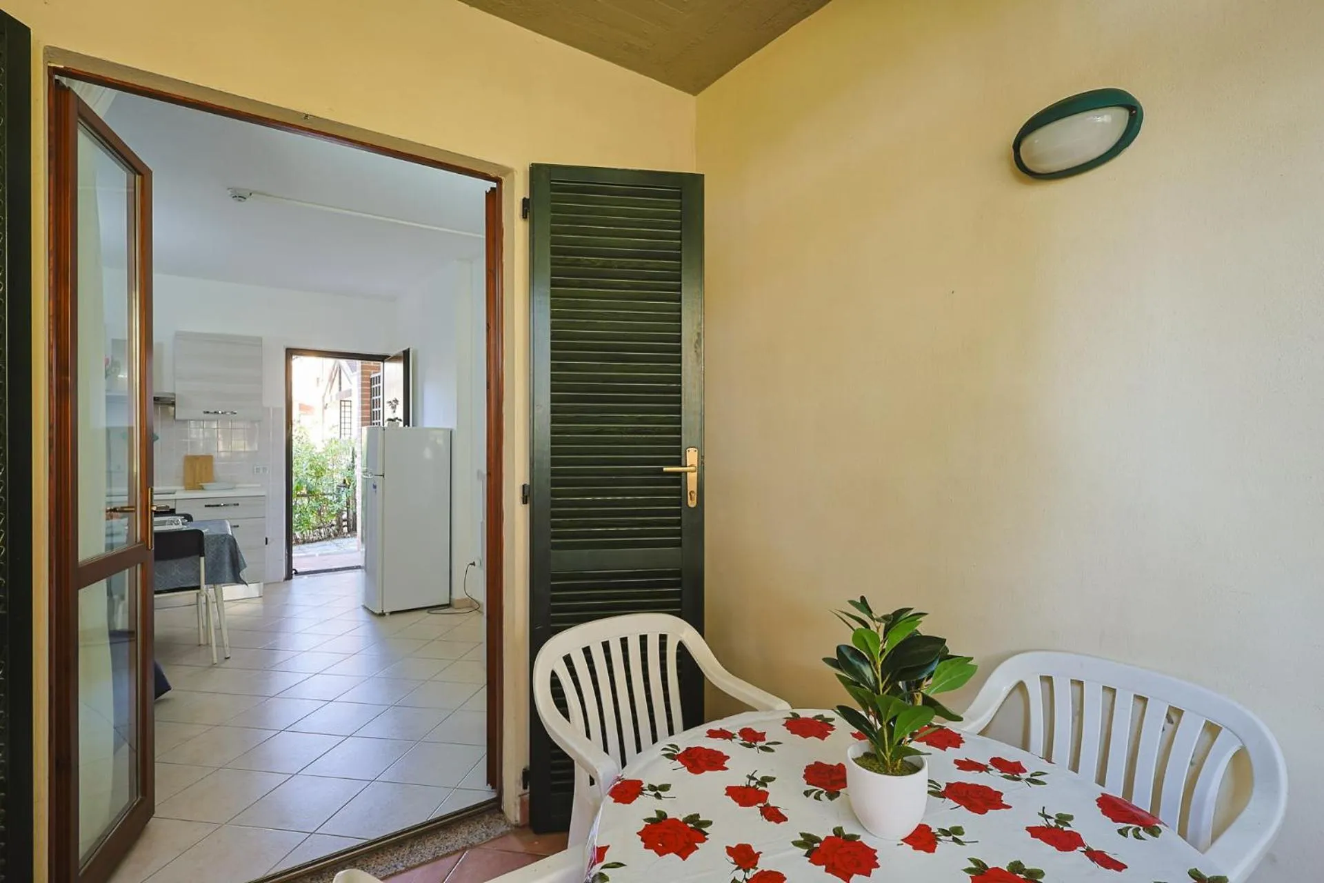 Dining area in Pineta Azzurra