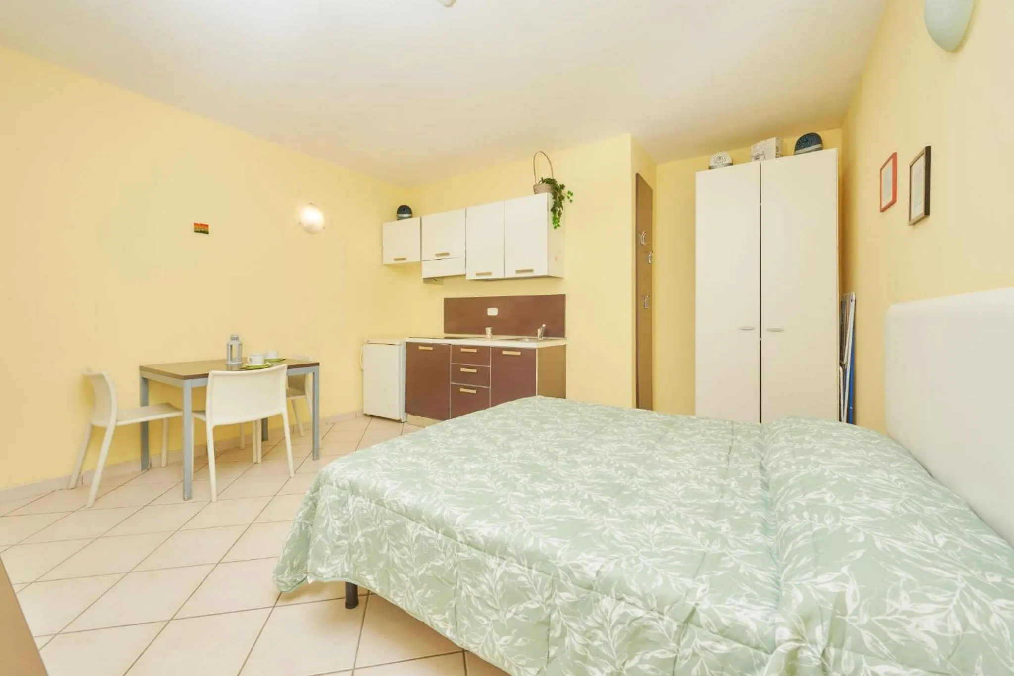 Bed in Pineta Azzurra