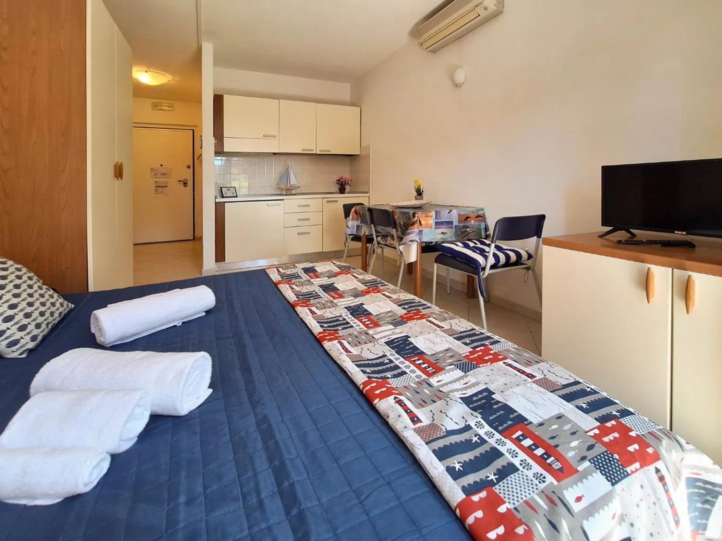 Bed in Pineta Azzurra