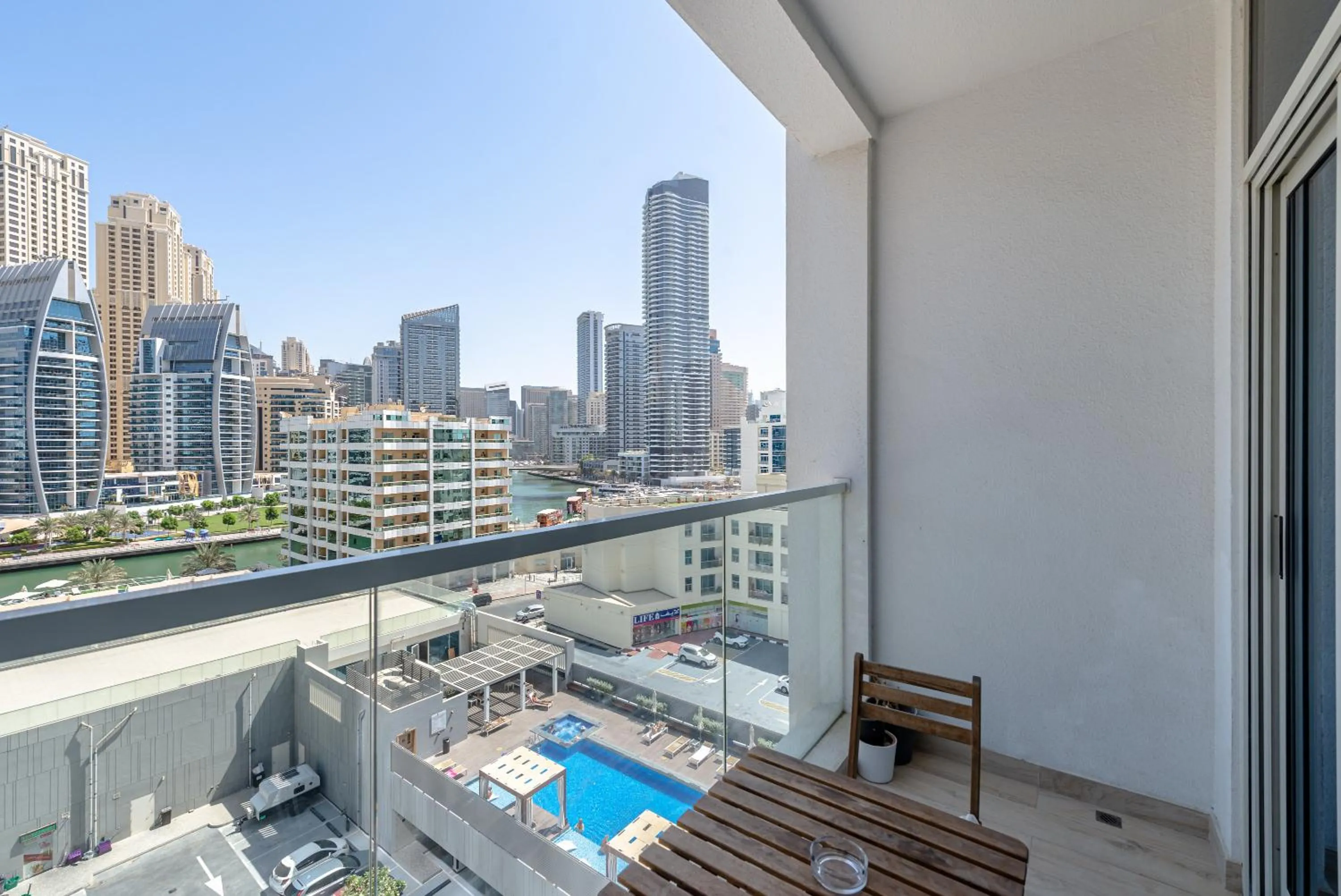 Balcony/Terrace in Marco Polo - Studio with Marina View, Huge Balcony in Marina