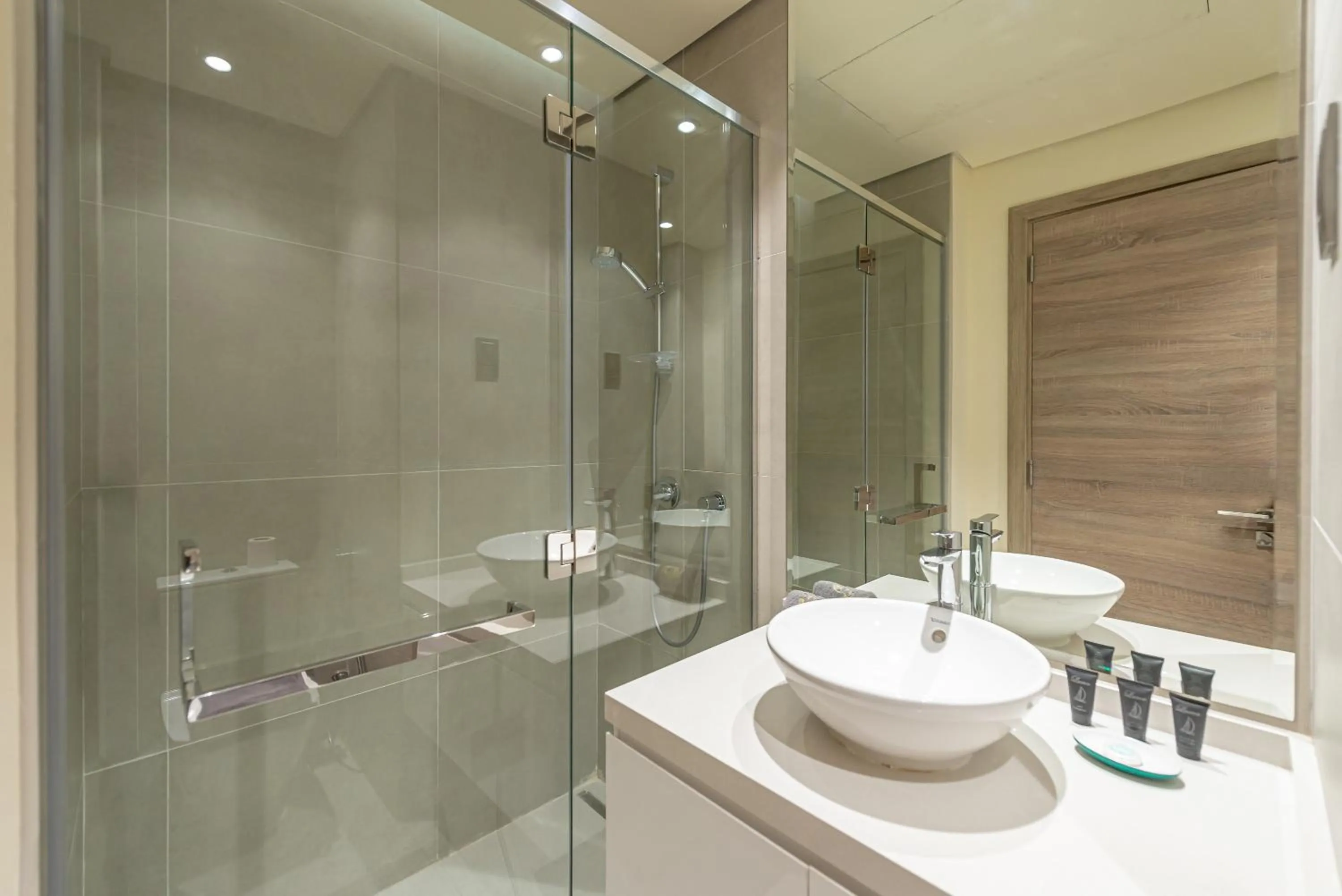 Bathroom in Marco Polo - Studio with Marina View, Huge Balcony in Marina