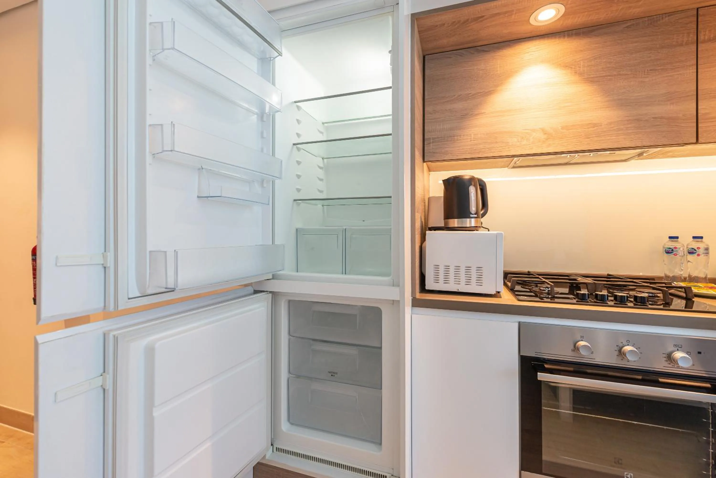 Kitchen or kitchenette in Marco Polo - Studio with Marina View, Huge Balcony in Marina