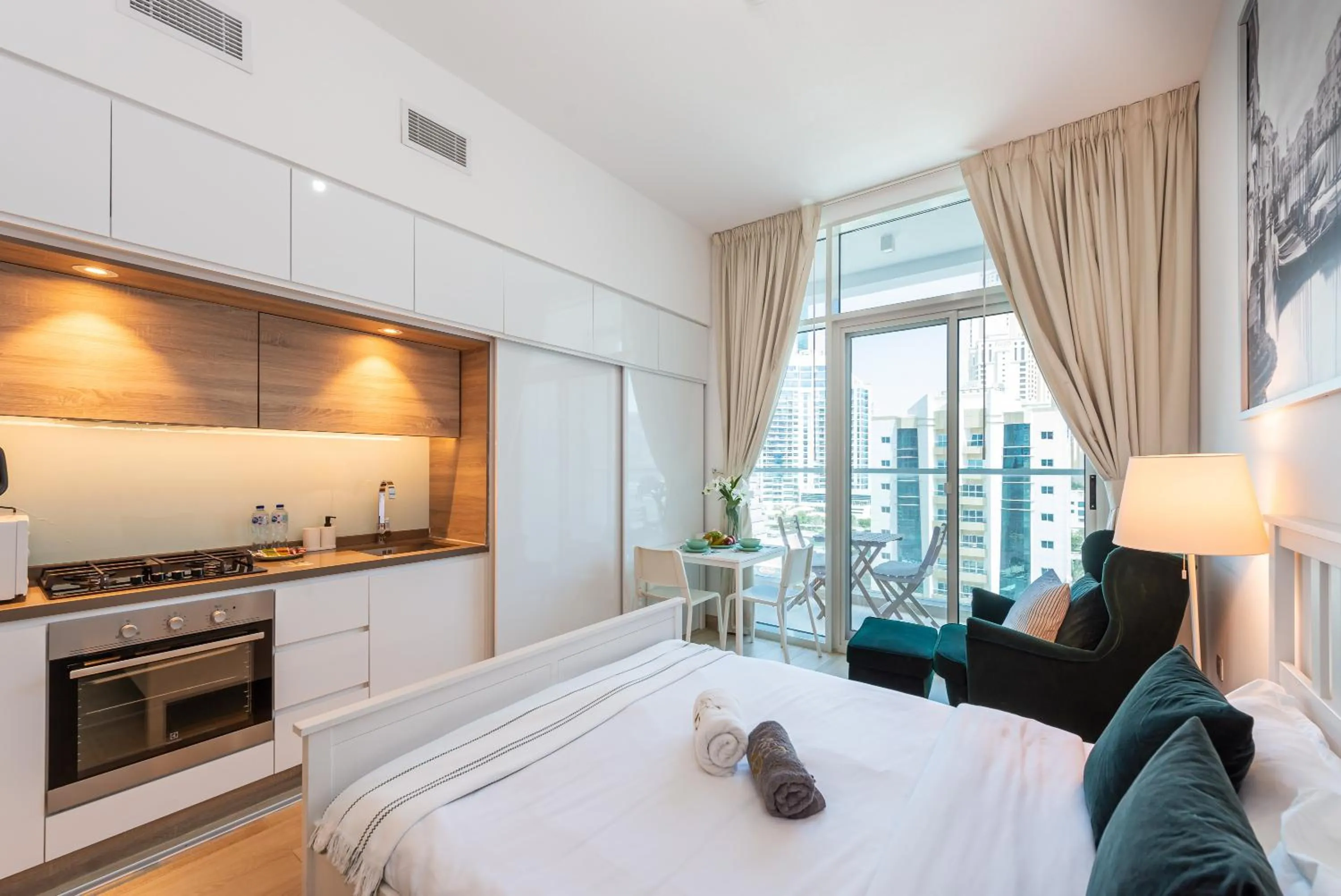 Bedroom in Marco Polo - Studio with Marina View, Huge Balcony in Marina