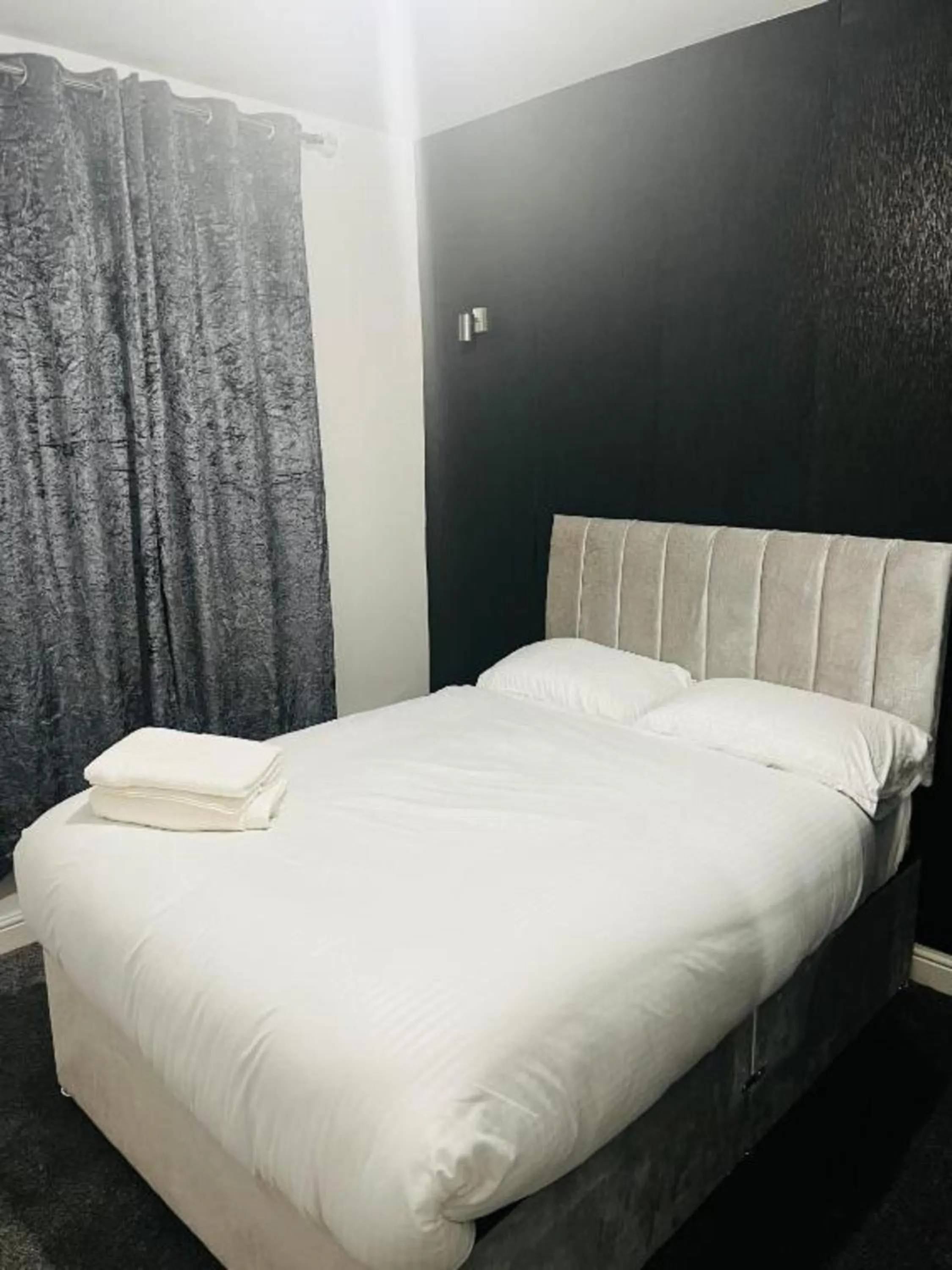 Bedroom, Bed in OYO The Pleasant House