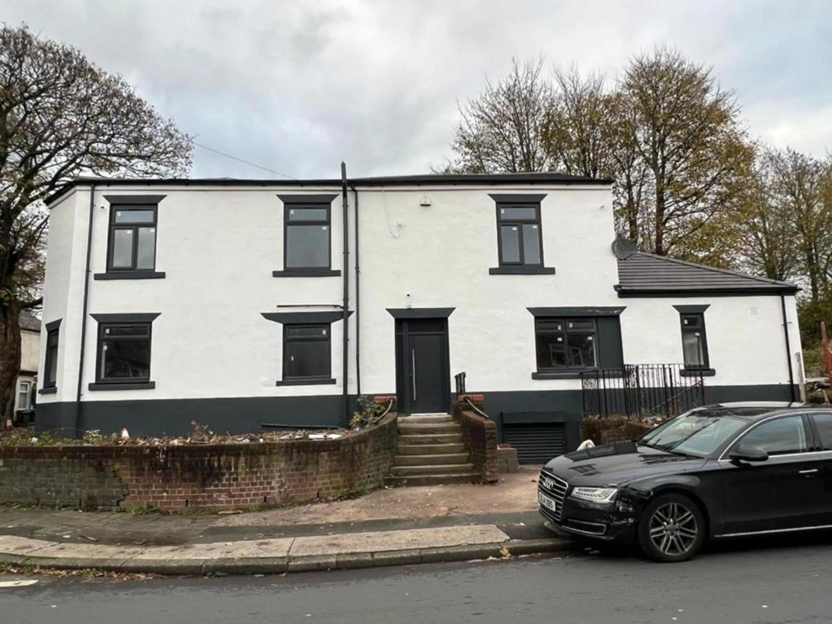 Property building in OYO The Pleasant House