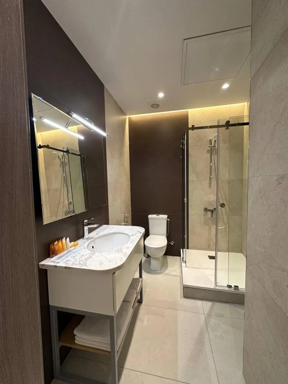 Shower in Apart Hotel Istaravshan