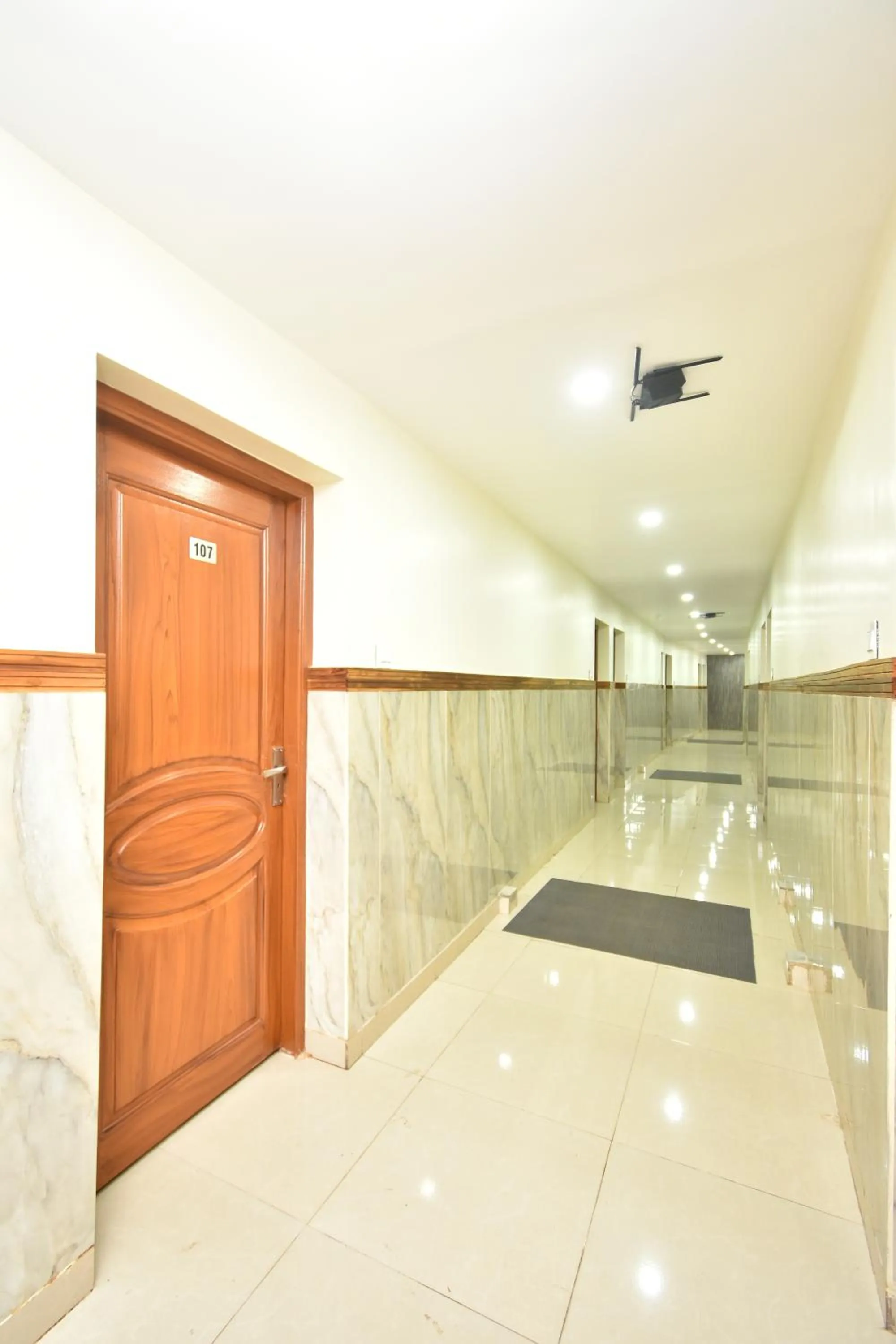 Lobby or reception in HOTEL KANNUR CAPITAL CALTEX