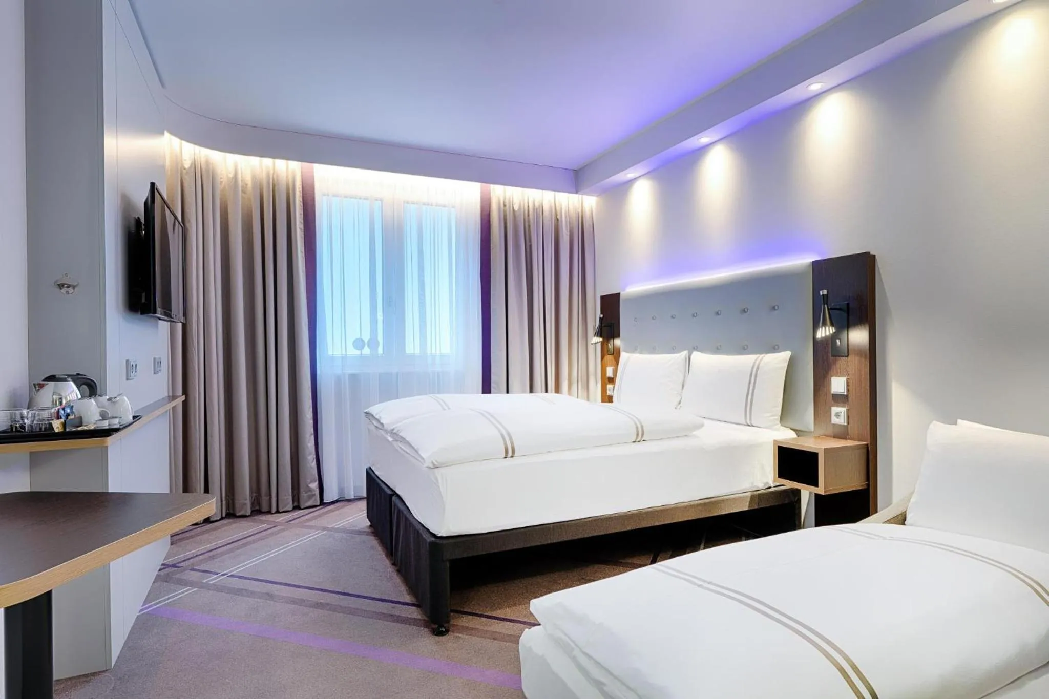 Bedroom, Bed in Premier Inn Berlin City Wilmersdorf