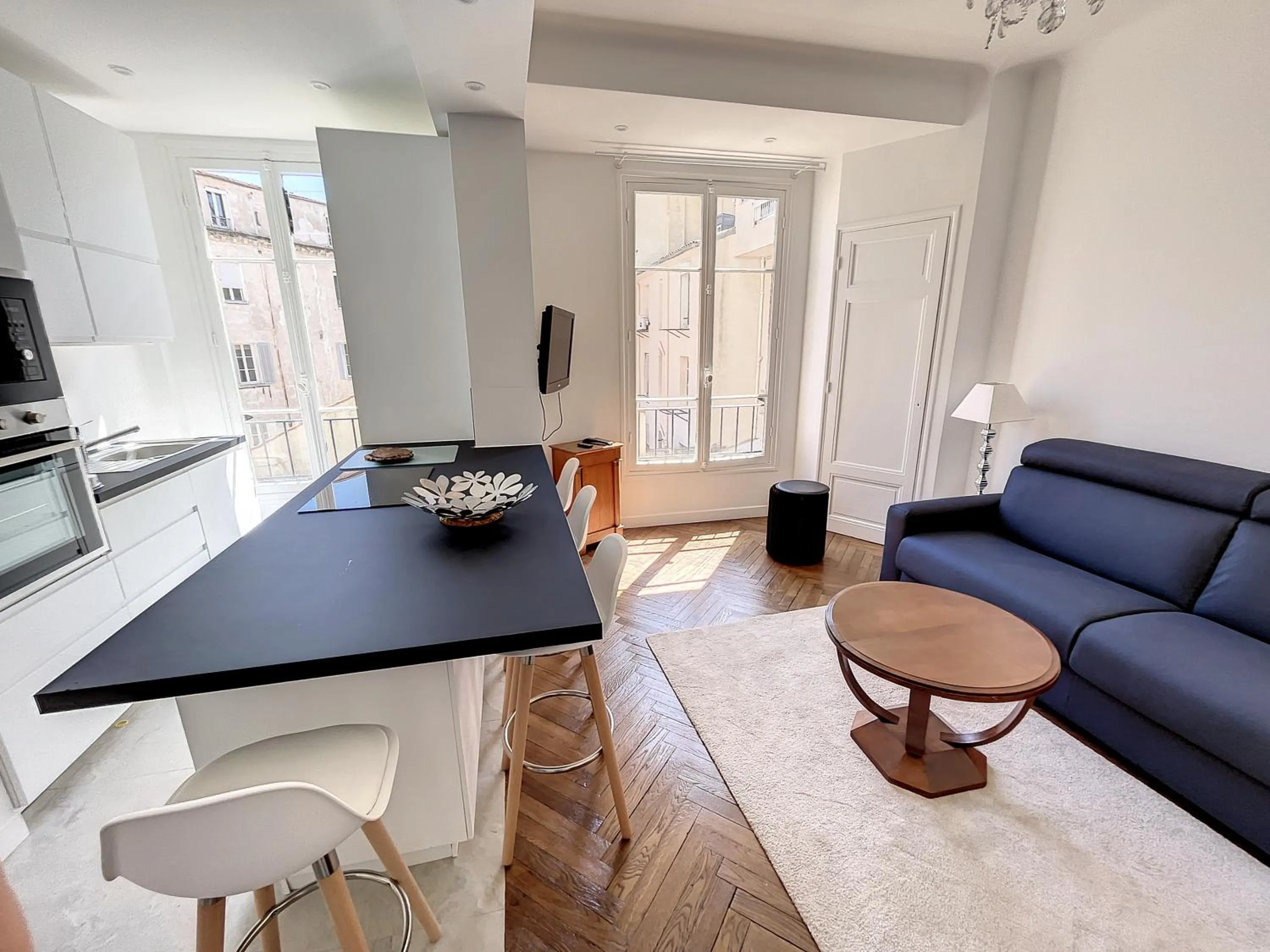 1 bedroom Palais Hoche Cannes 5 mins from the Croisette Cannes Riviera 226