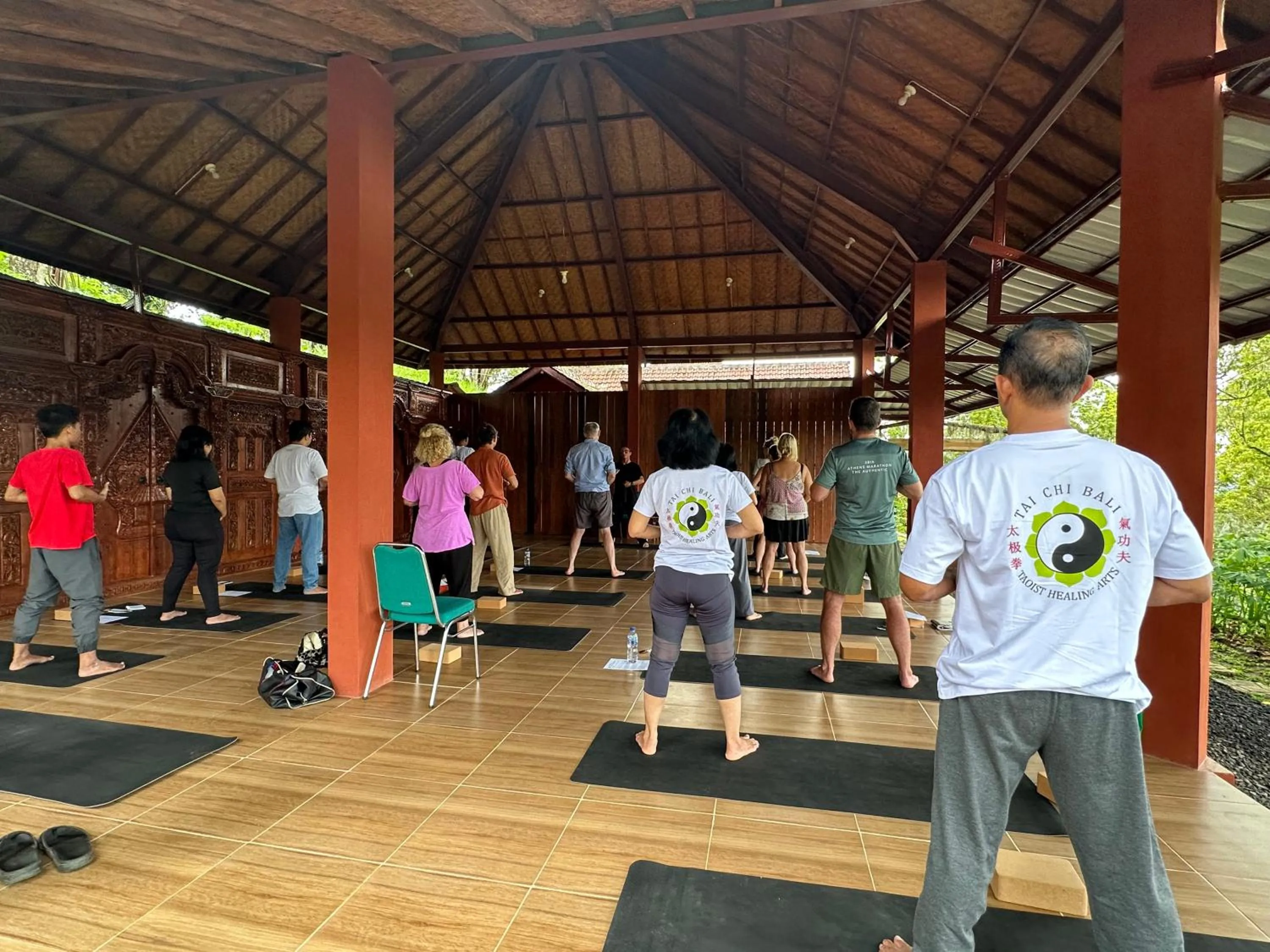 People in VILLA IPSA