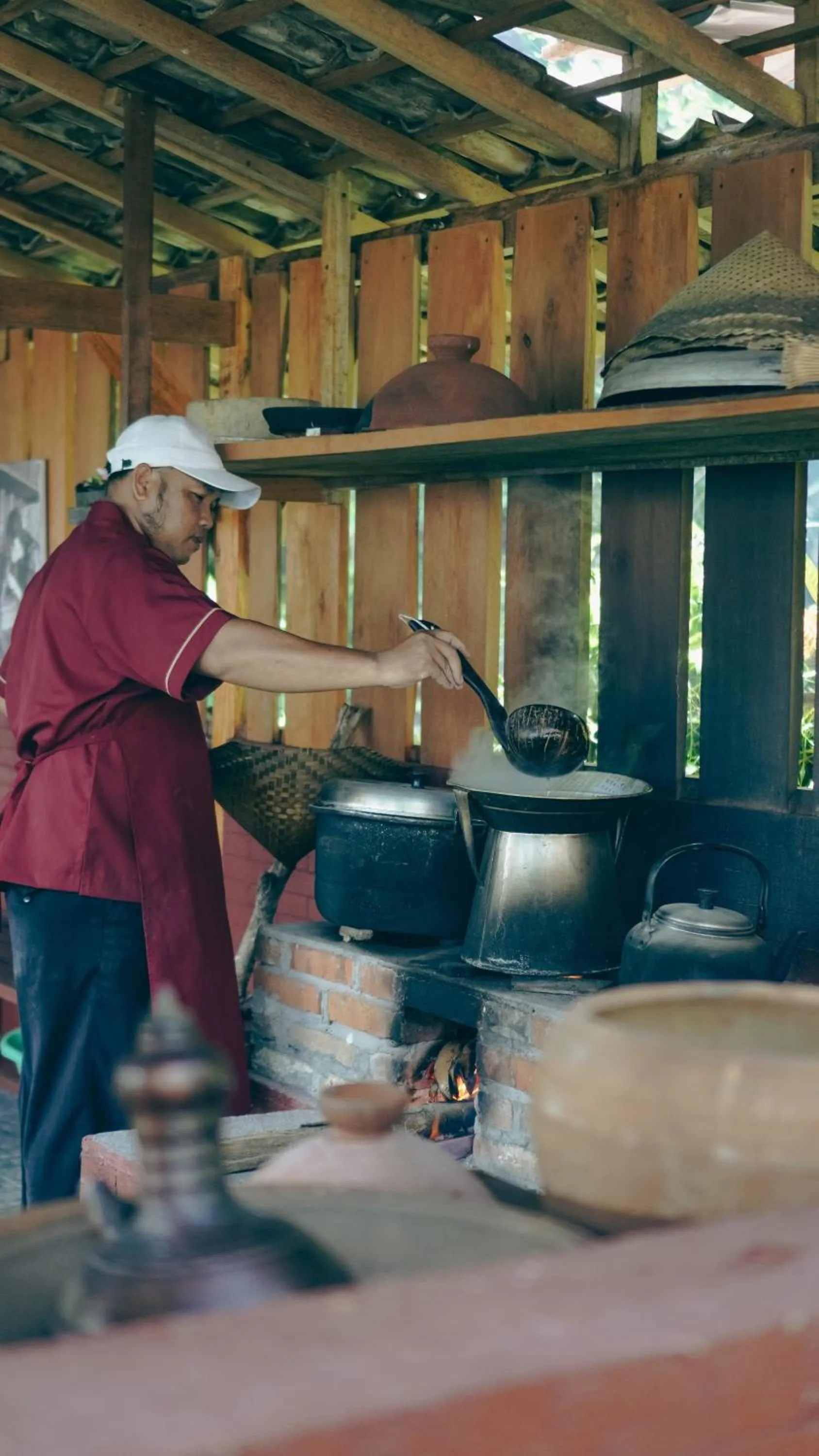 People in VILLA IPSA