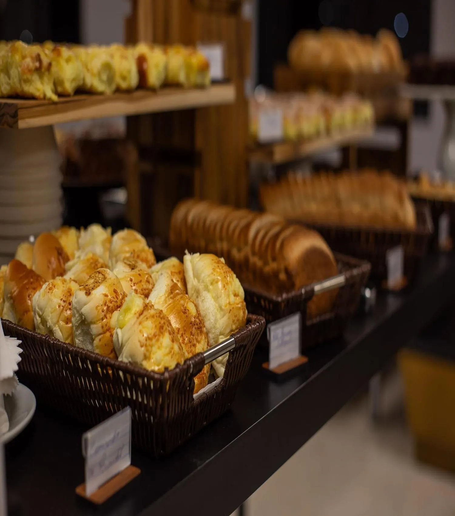 Buffet breakfast in Comfort Hotel Presidente Prudente