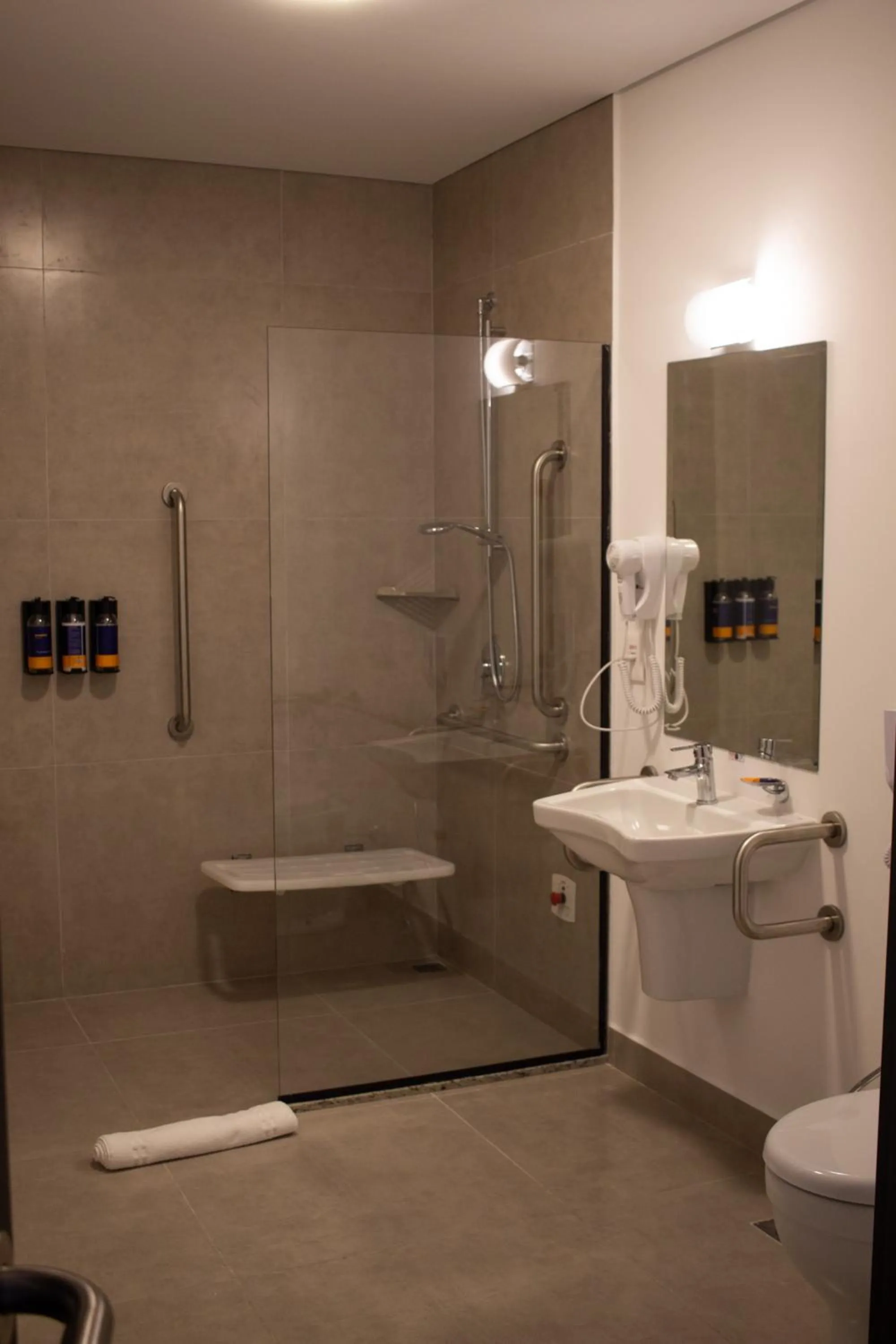 Bathroom in Comfort Hotel Presidente Prudente