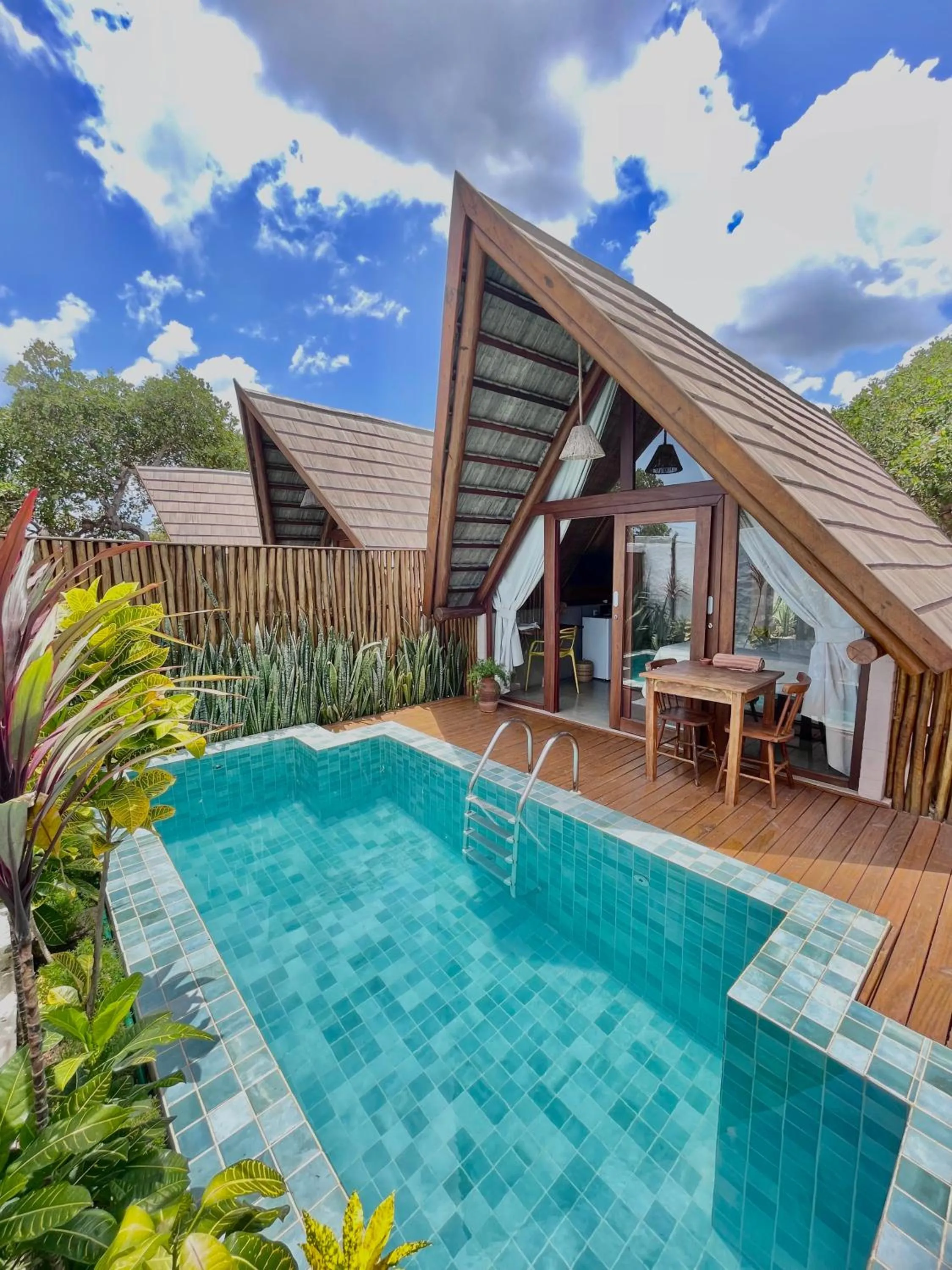 Swimming pool in Pousada Villa di Luna