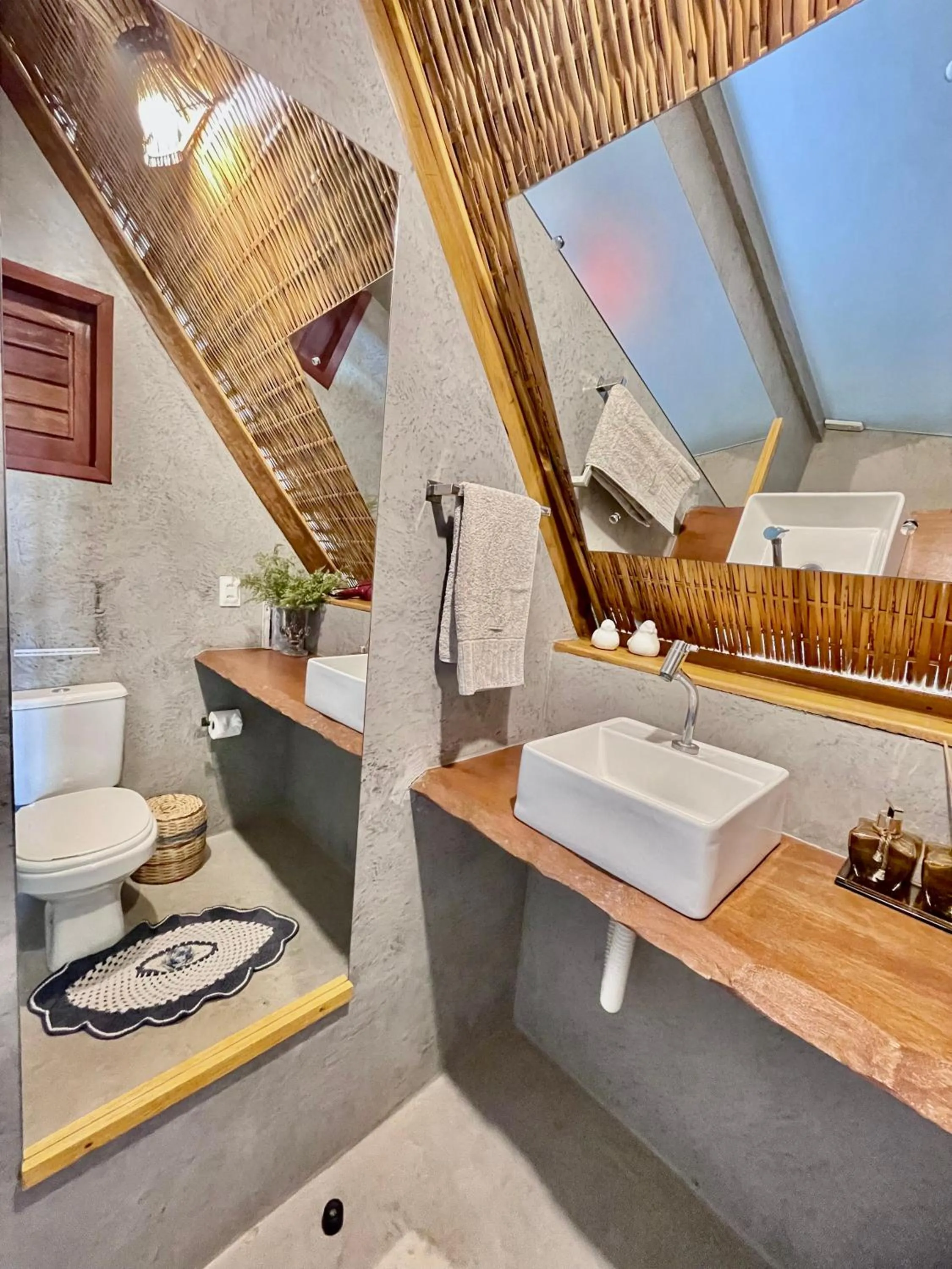 Bathroom in Pousada Villa di Luna