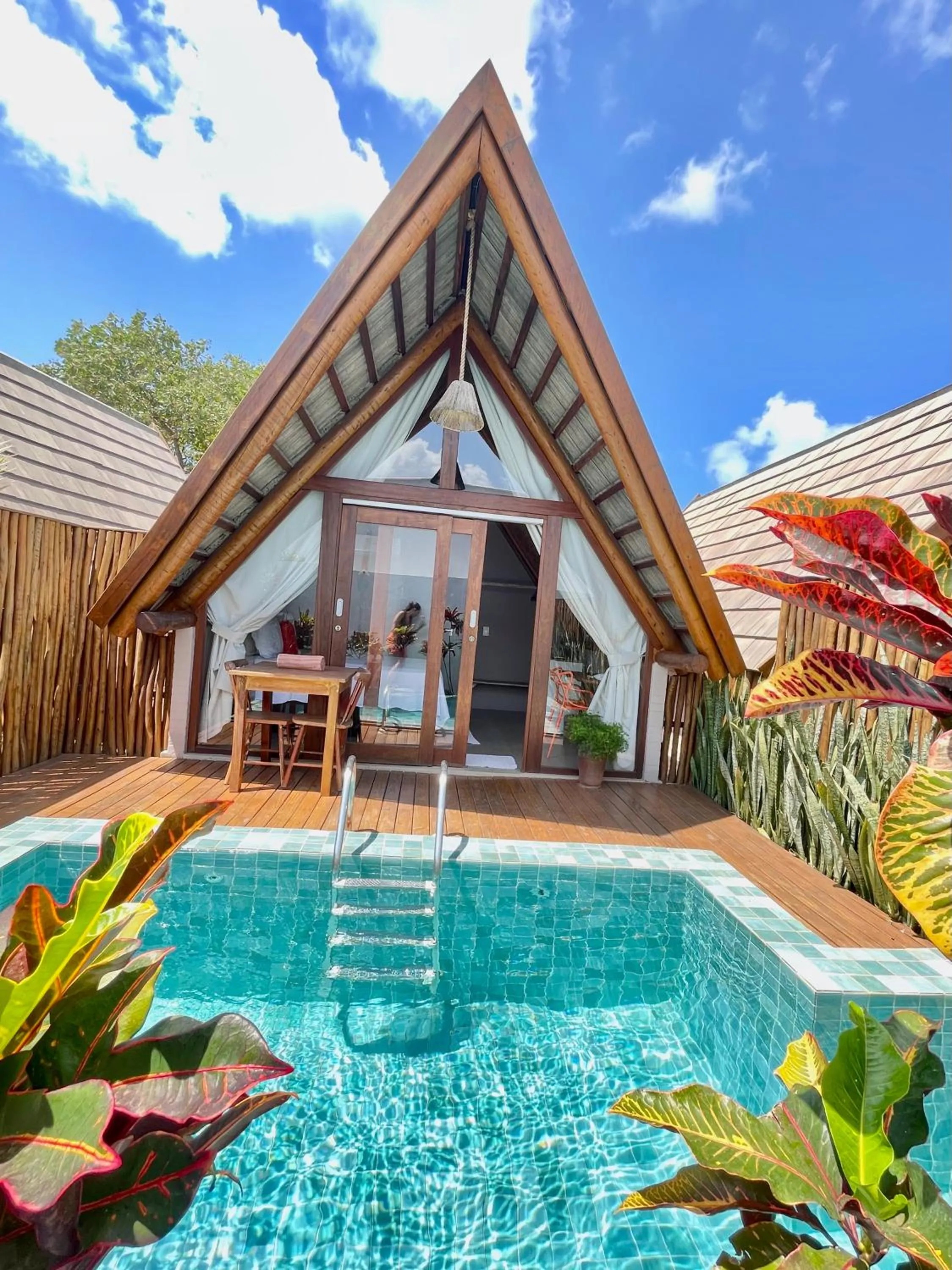 Swimming pool in Pousada Villa di Luna