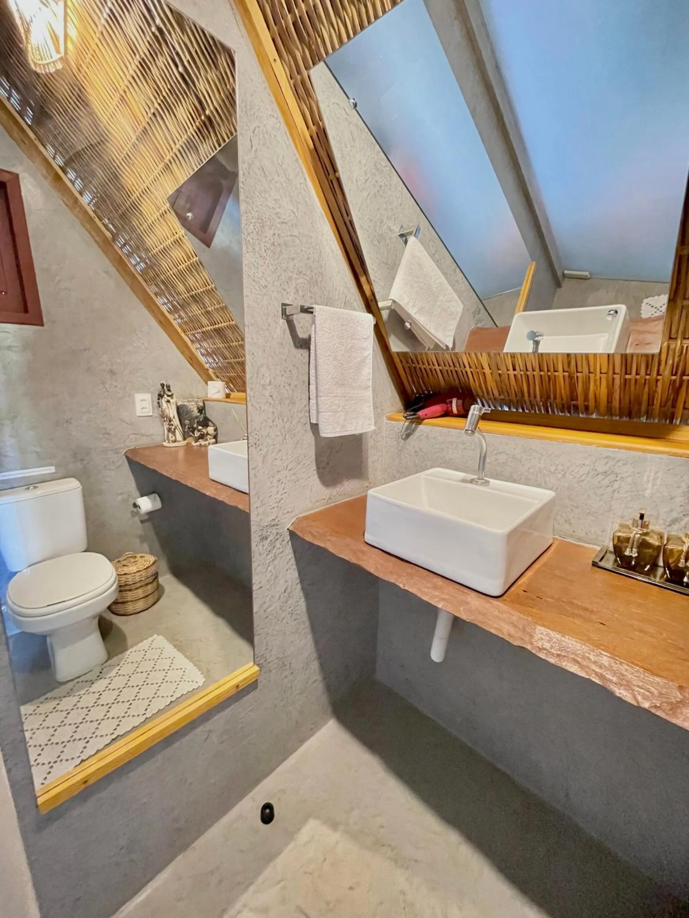 Bathroom in Pousada Villa di Luna