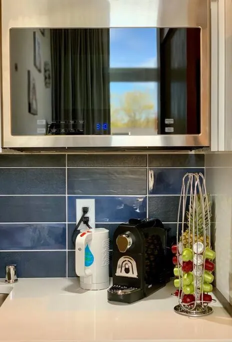 Lofty Studio Prime Cap Hill Area Mins to Downtown