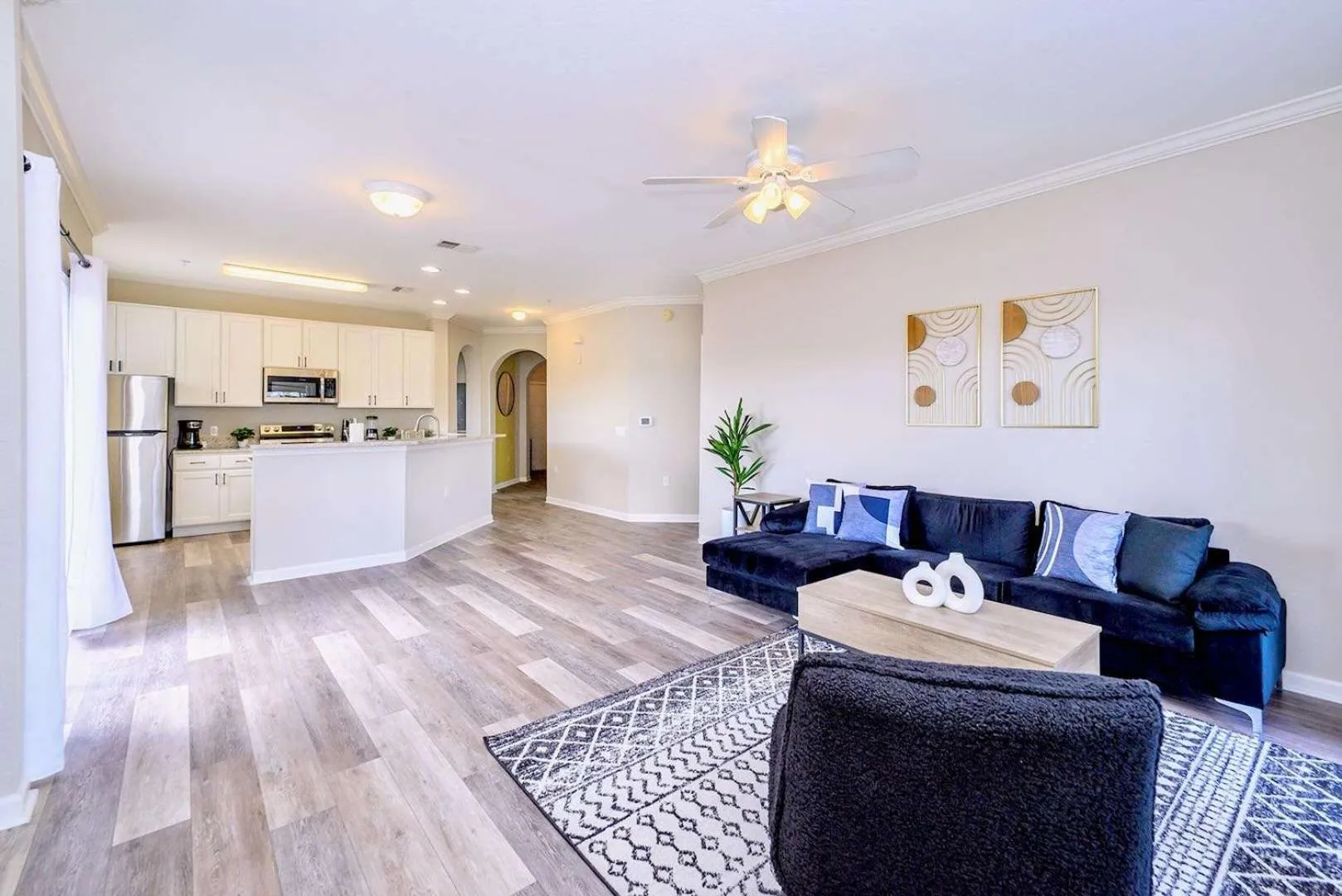Kitchen or kitchenette in Upstay Pet-Friendly Condo 6 Minutes from Disney