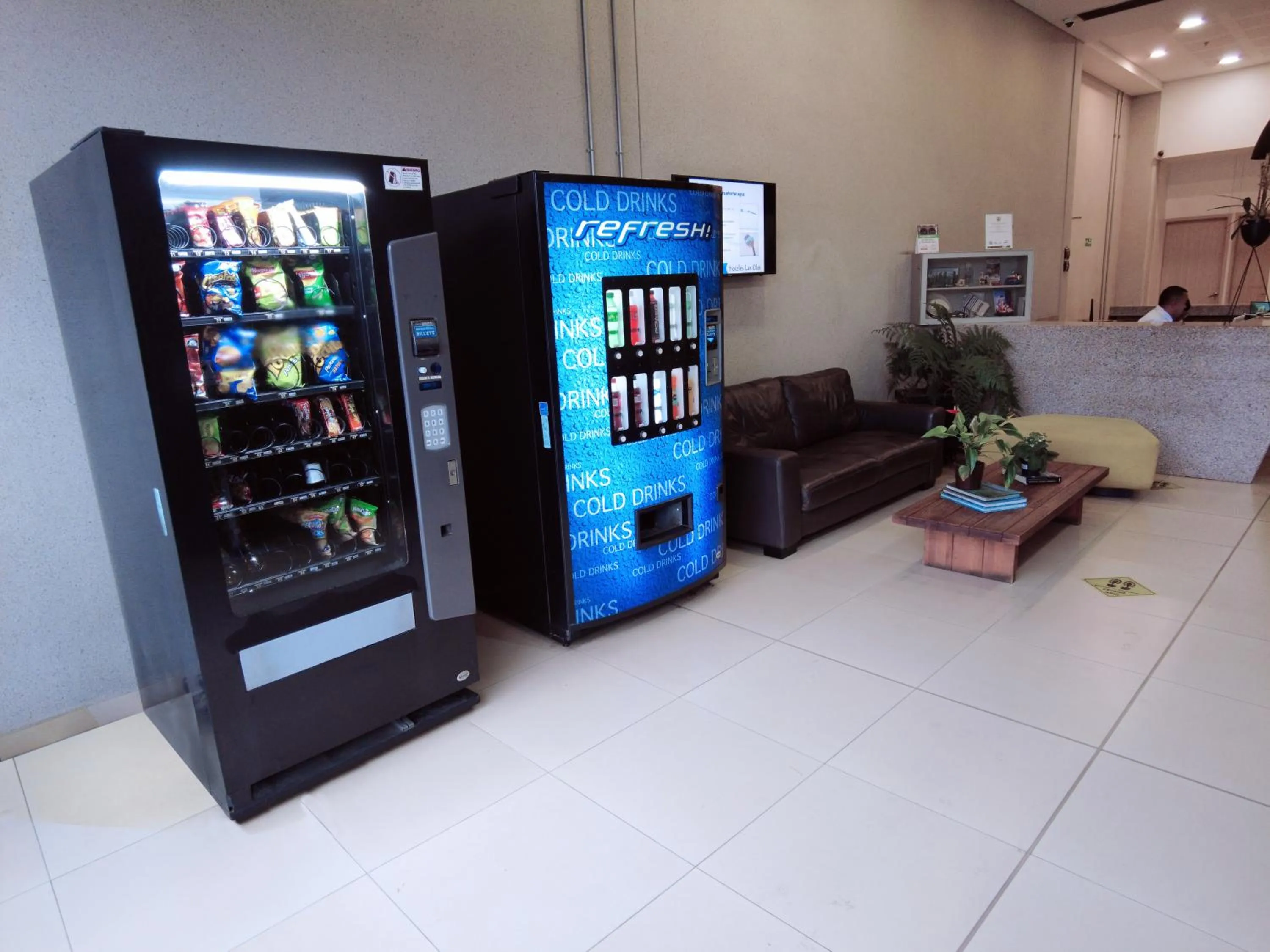 vending machine in Hotel Las Olas Bello