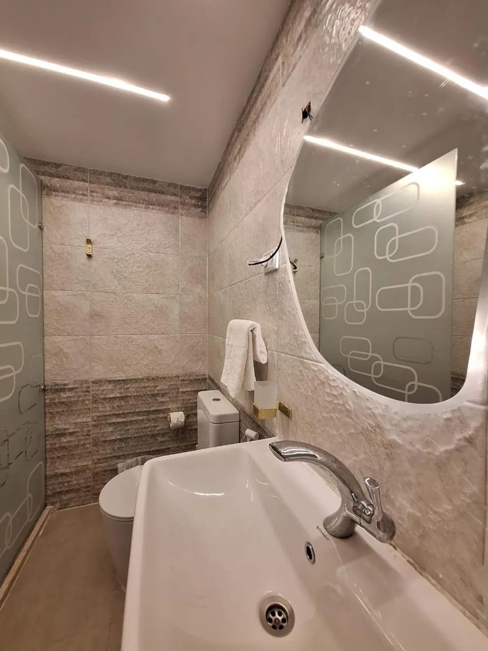 Bathroom in downtown Family Suites