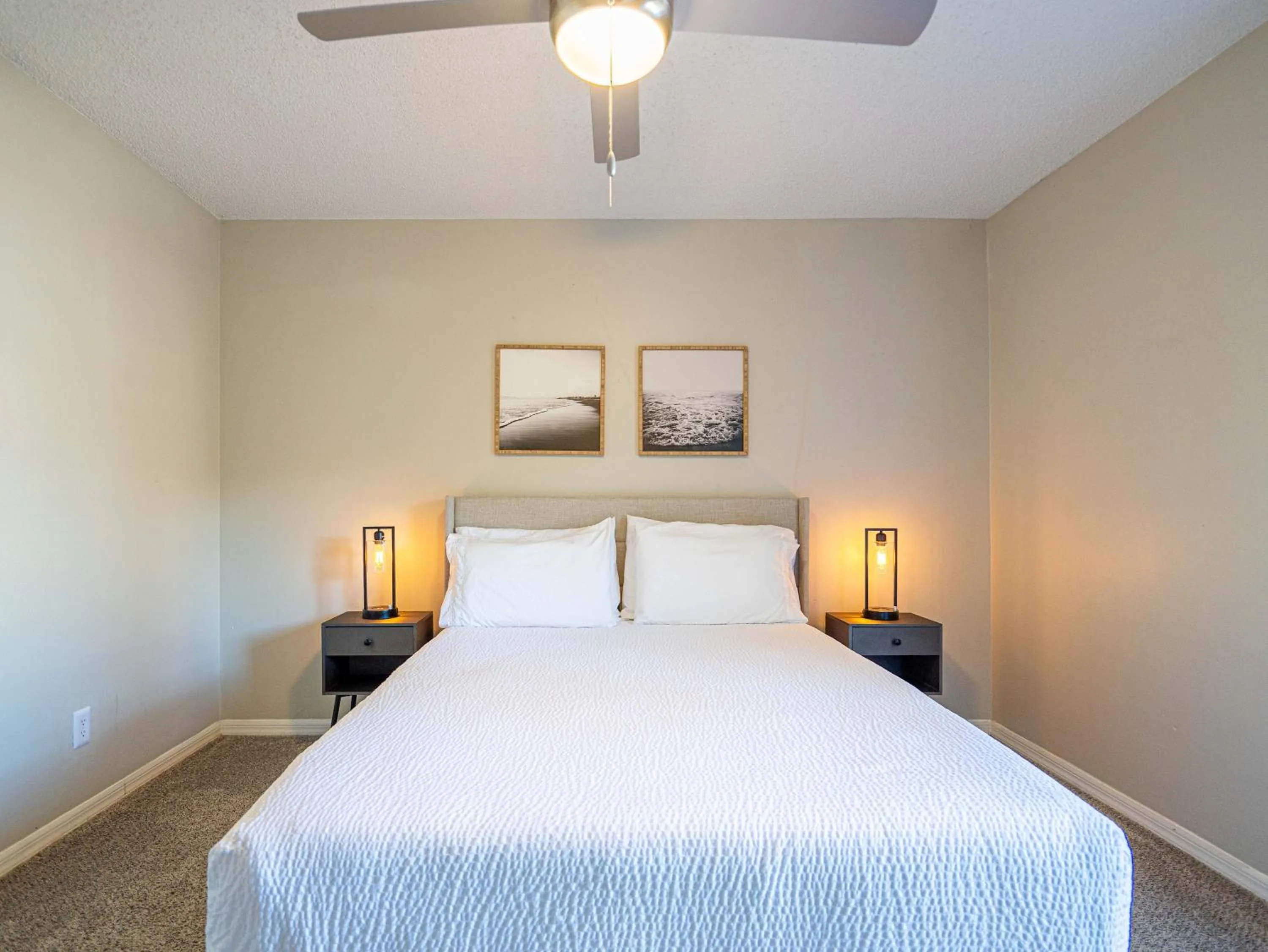 Bed in Serene Townhouse near Moffitt, Advent, & USF