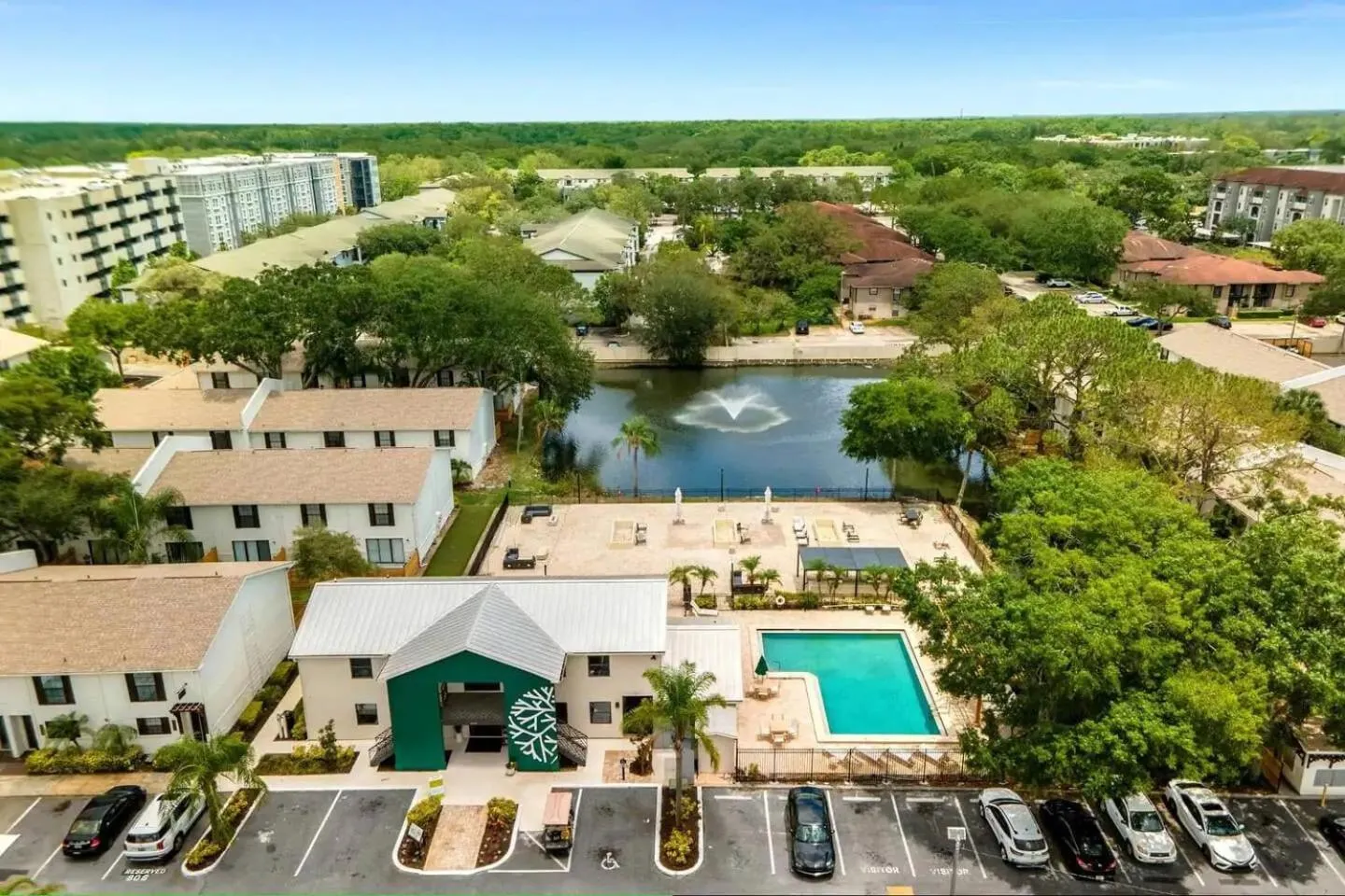Serene Townhouse near Moffitt, Advent, & USF