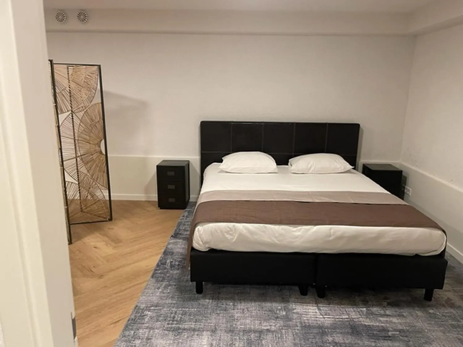 Bed in Boutique Hotel Chariot - Amsterdam Schiphol Airport