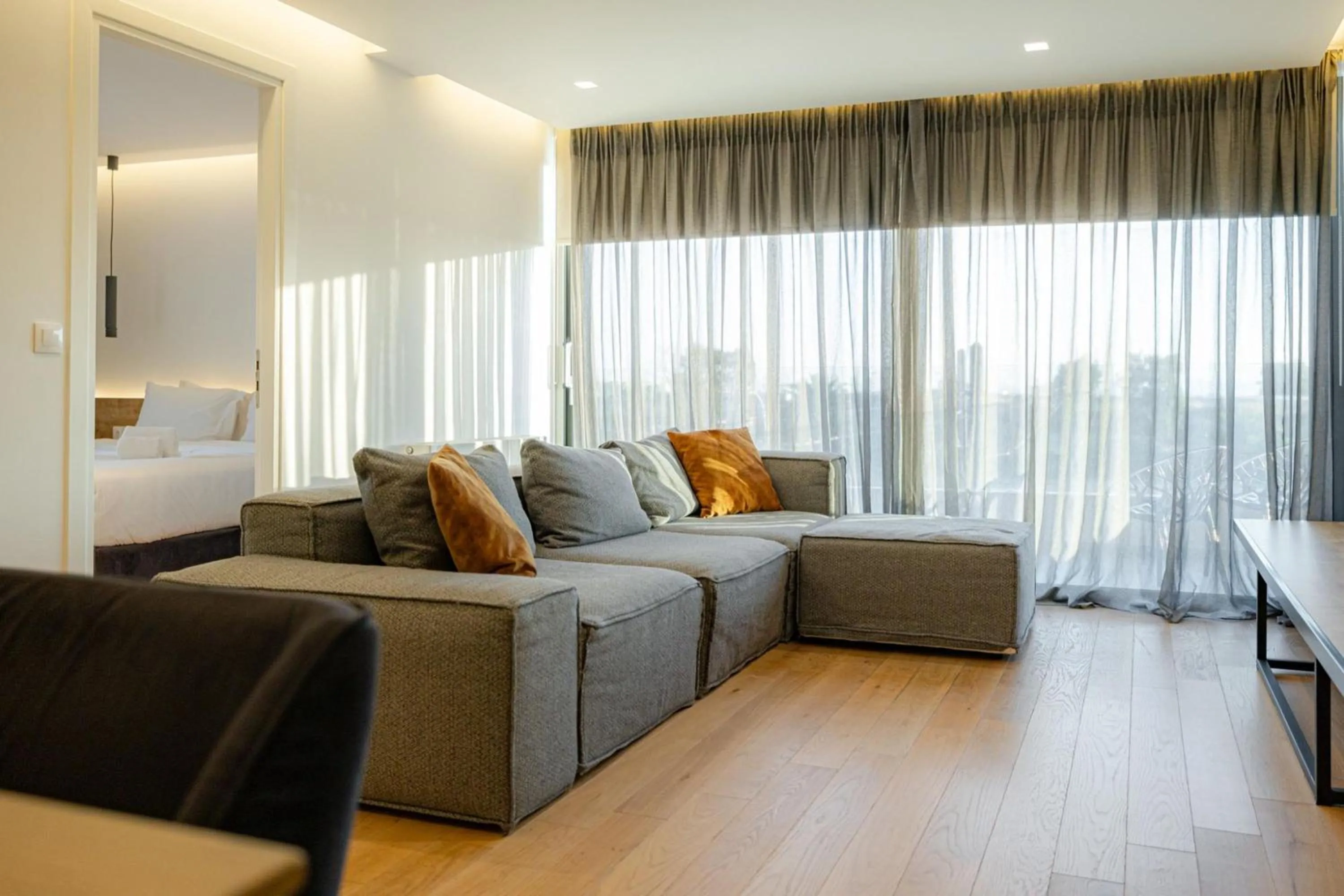 Living room in Earth Boutique Apartments next to Stavros Niarchos