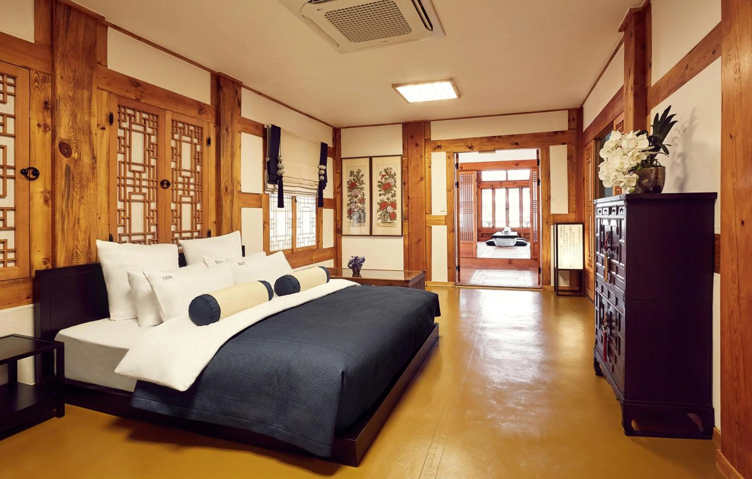 Bedroom in Hanok Stay Namwonyechon by Kensington