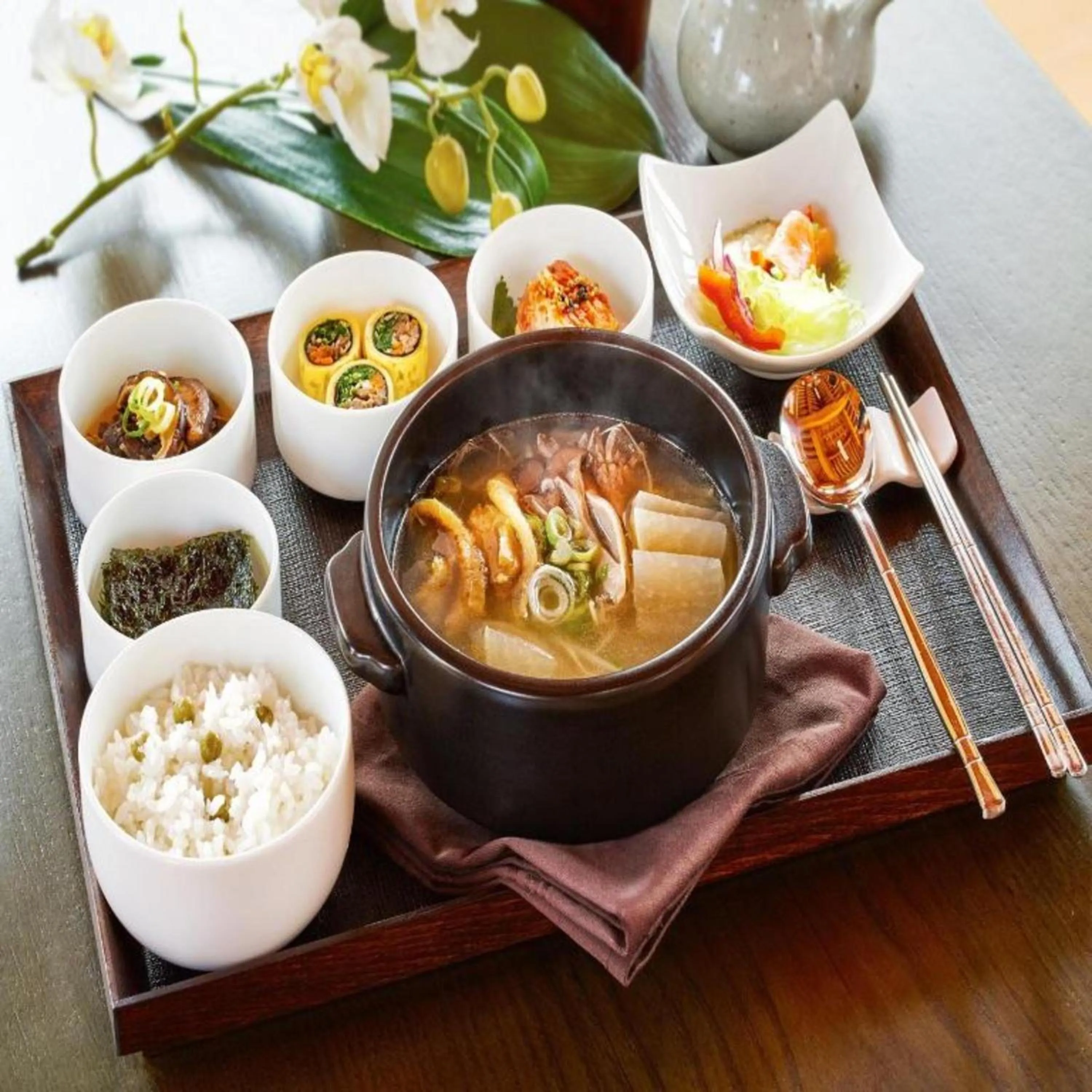 Breakfast in Hanok Stay Namwonyechon by Kensington