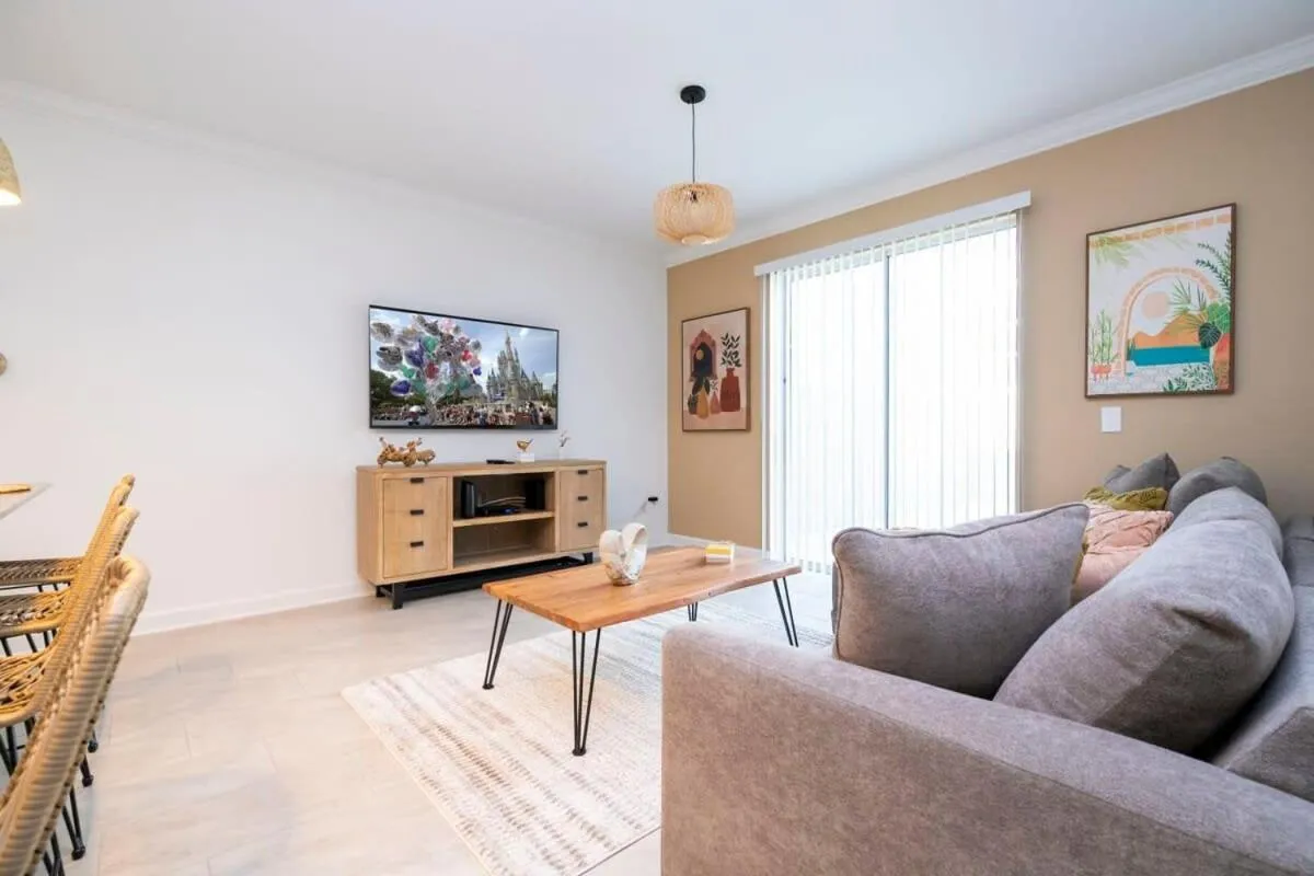 WonderFull 4Bd with Pool at Champions Gate 1174