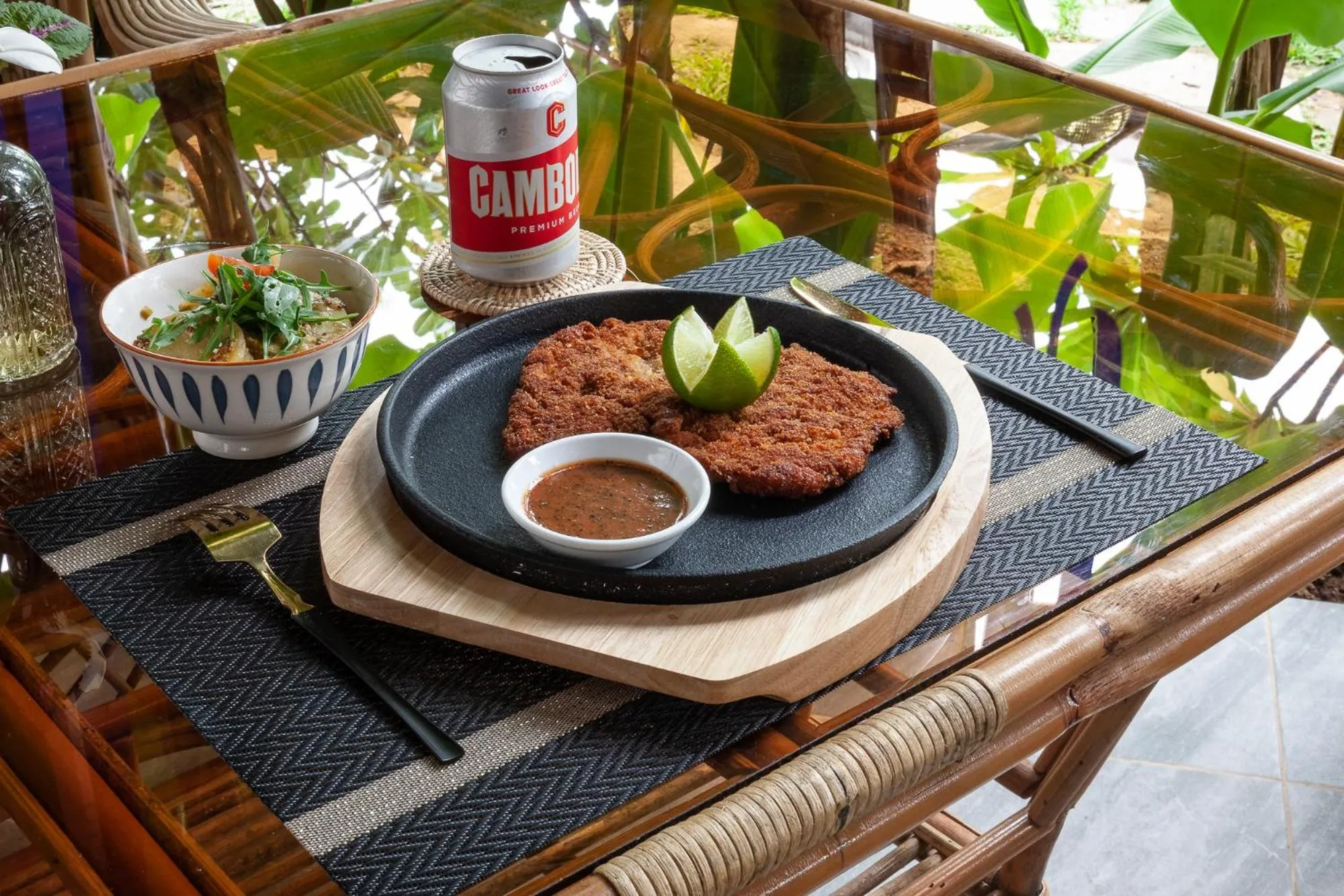 Restaurant/places to eat in The Botanic Garden Hotel