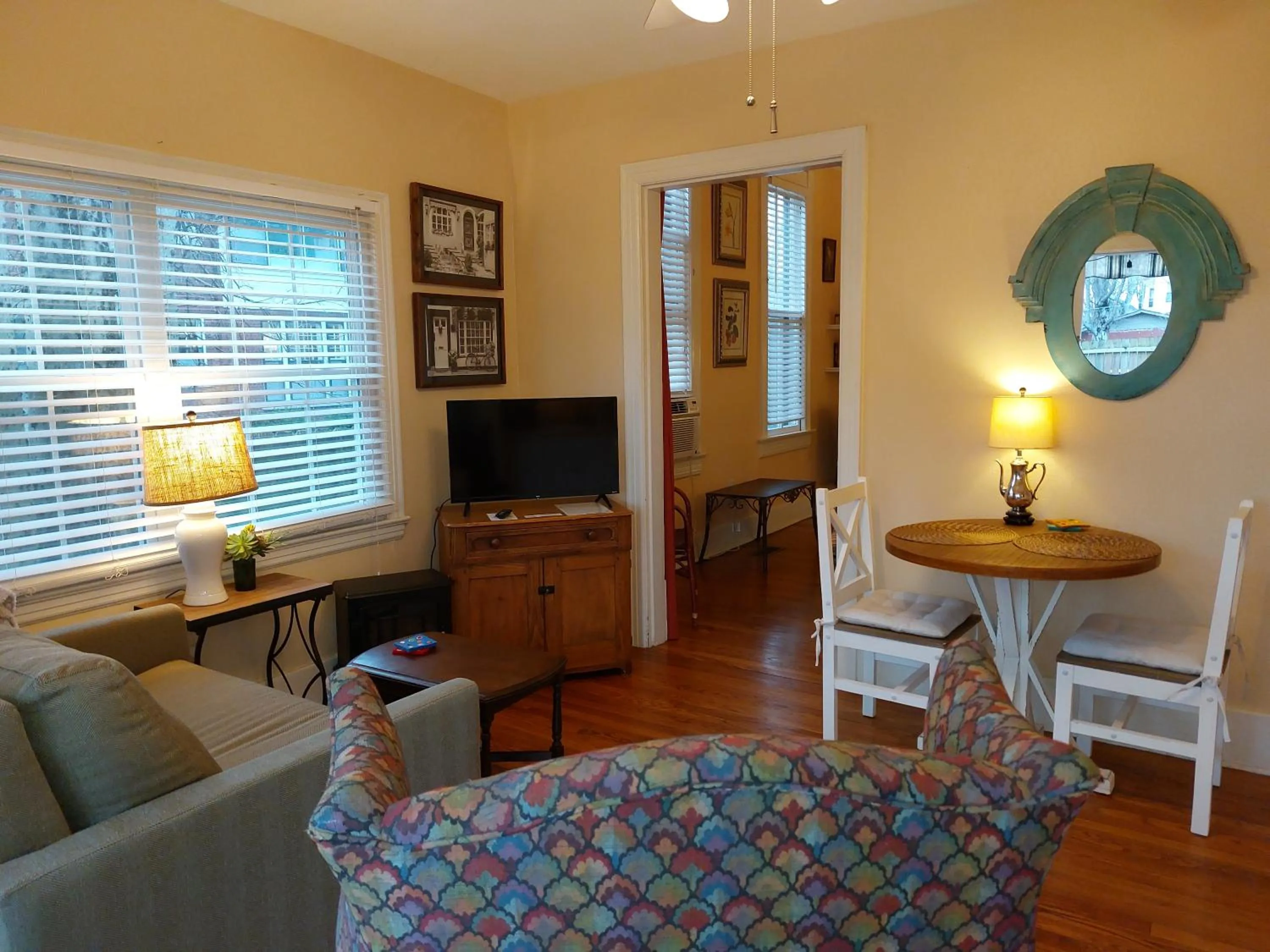 TV and multimedia in Urban Cottages