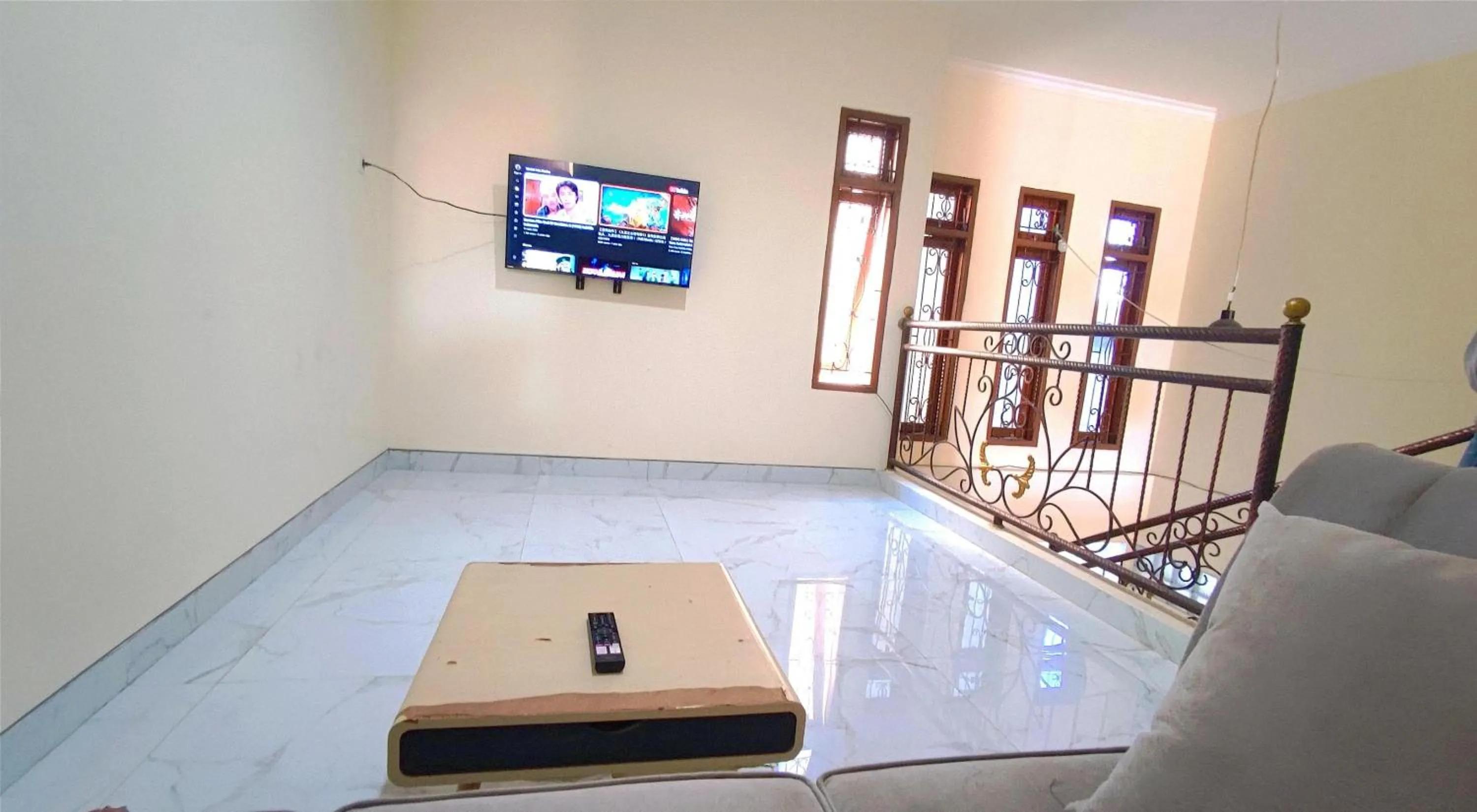 Bed in Surabaya Homey near UNAIR Syariah