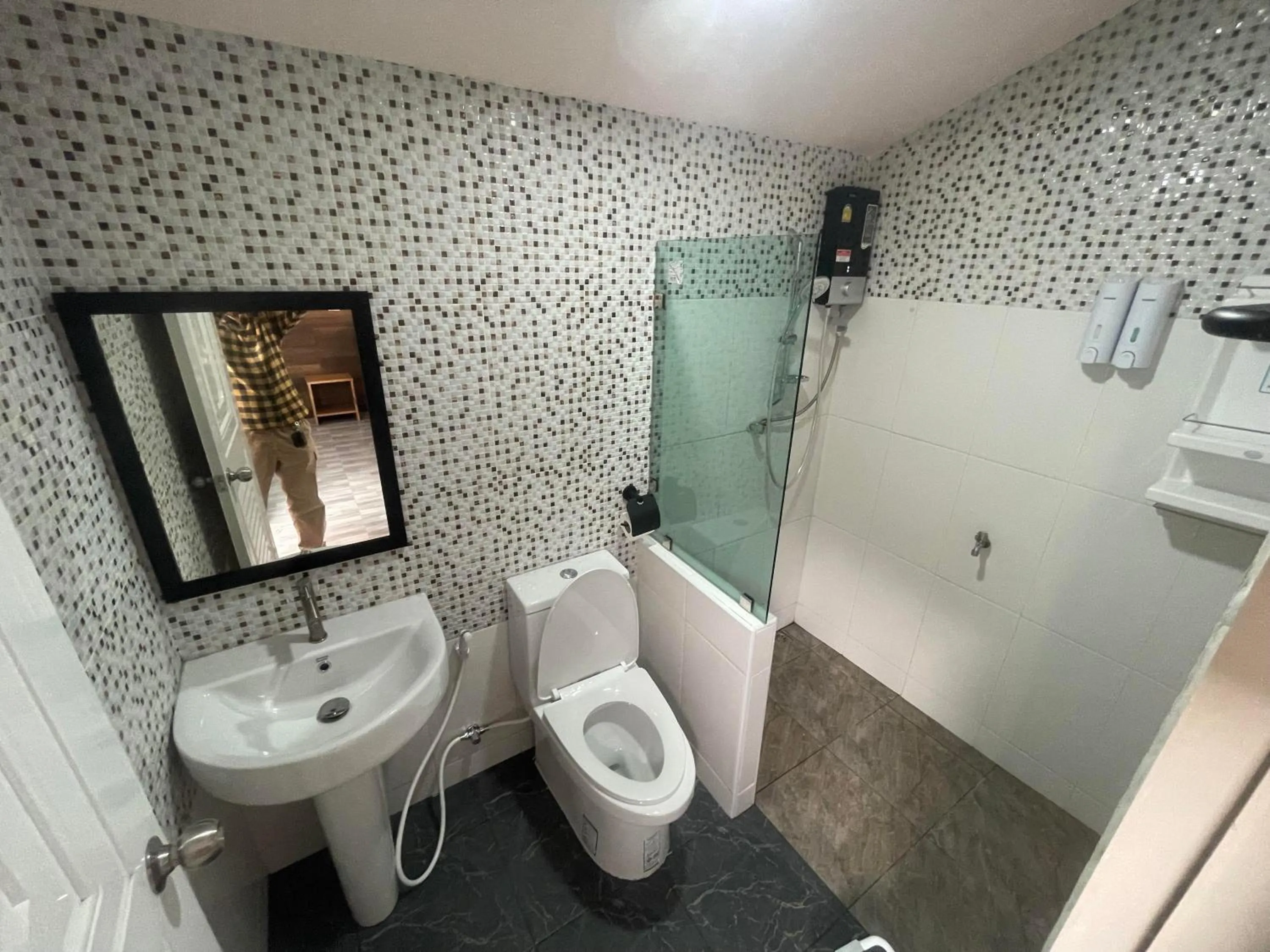 พบรักรีสอร์ท Pobruk resort