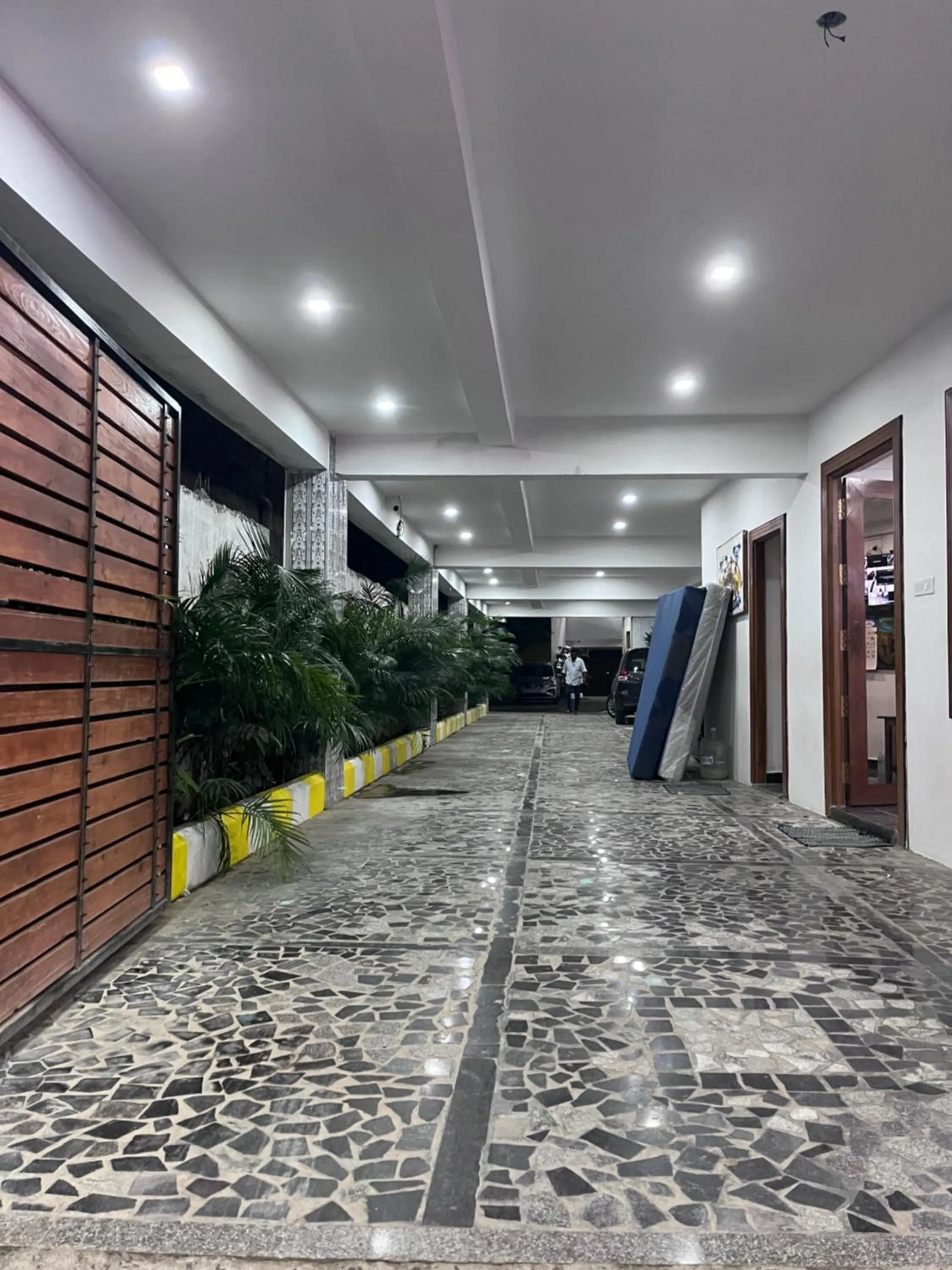 ANAND Beach Guesthouse by Moonrocks