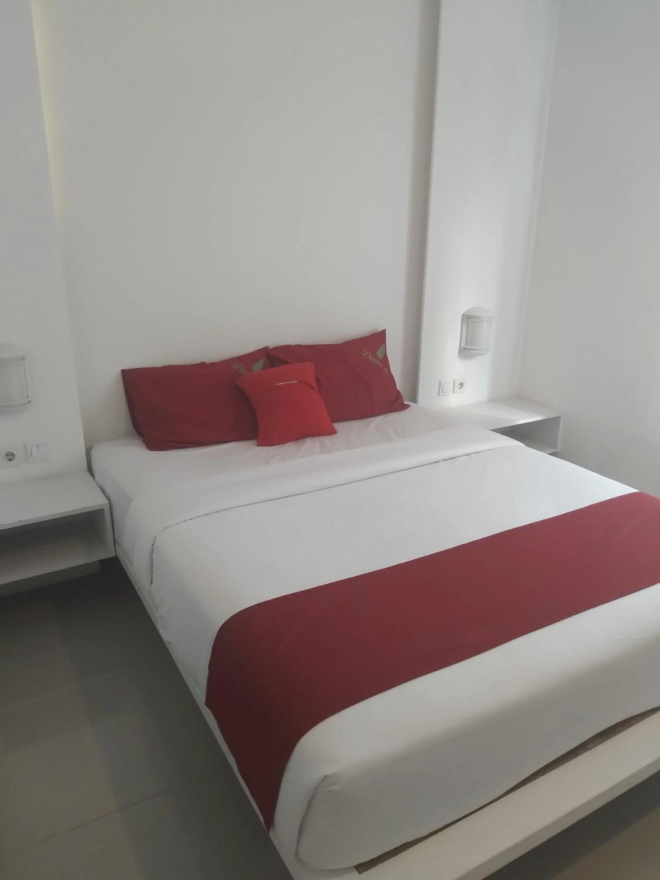 Bed in Poppies Senggigi Hostel