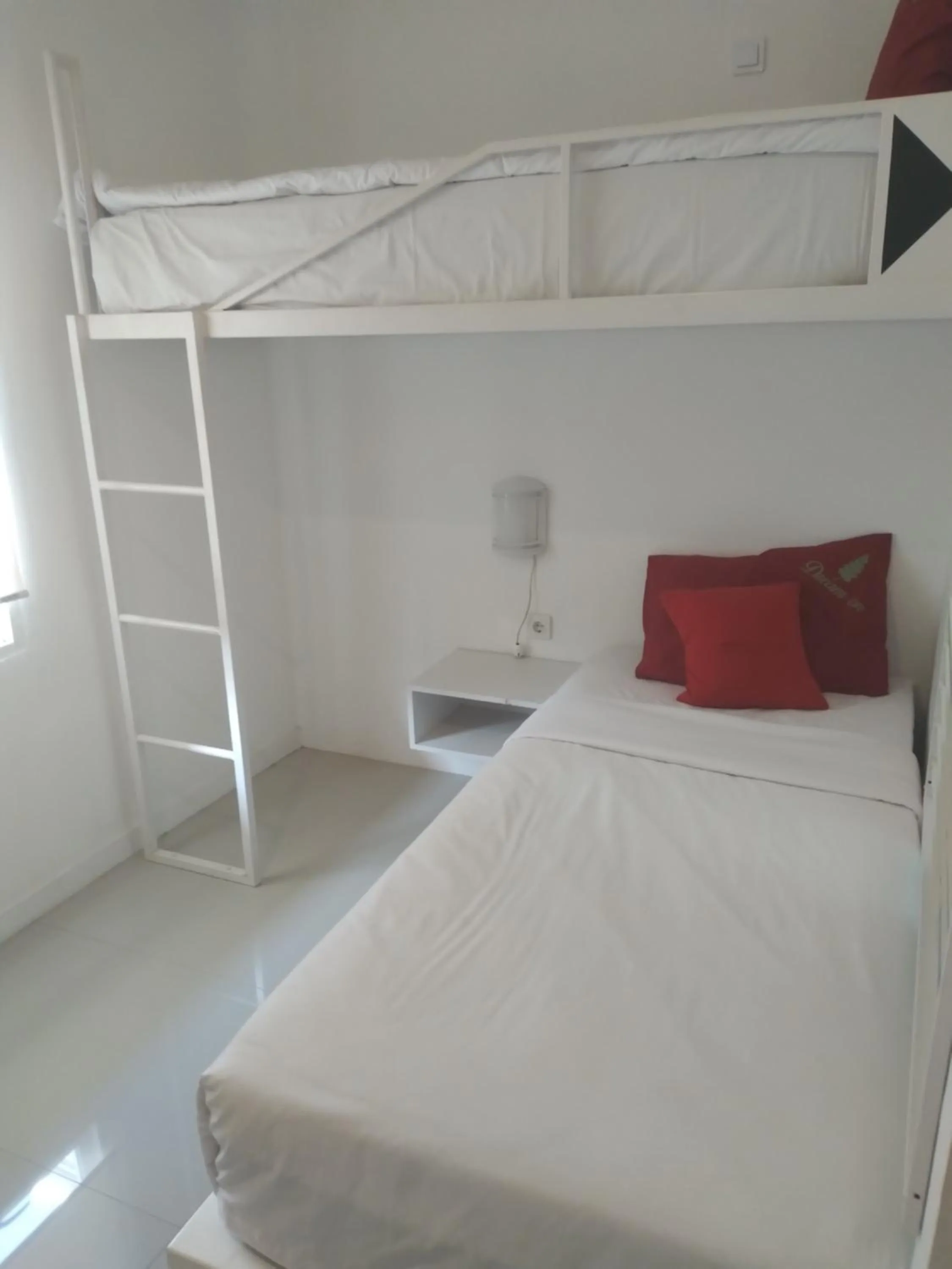 Bed in Poppies Senggigi Hostel