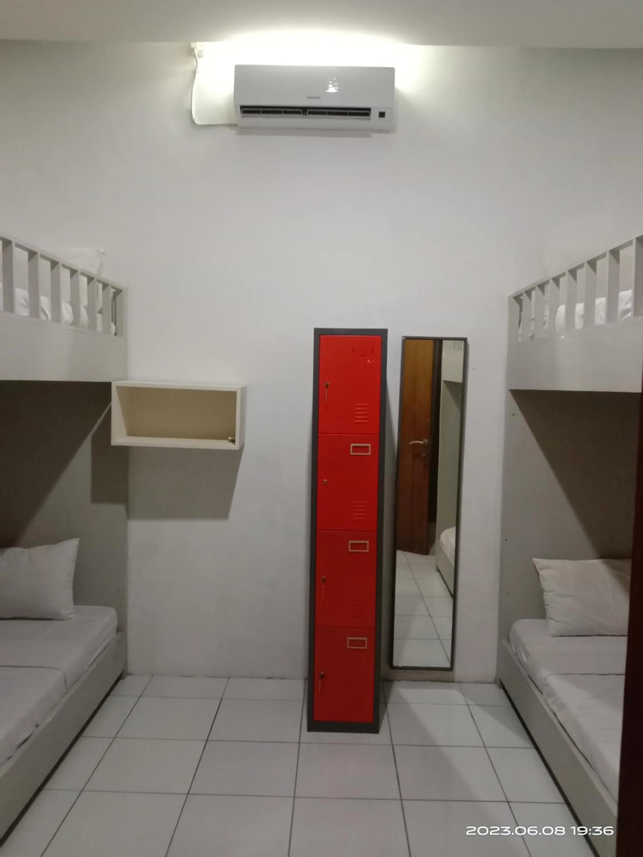 bunk bed in Poppies Senggigi Hostel