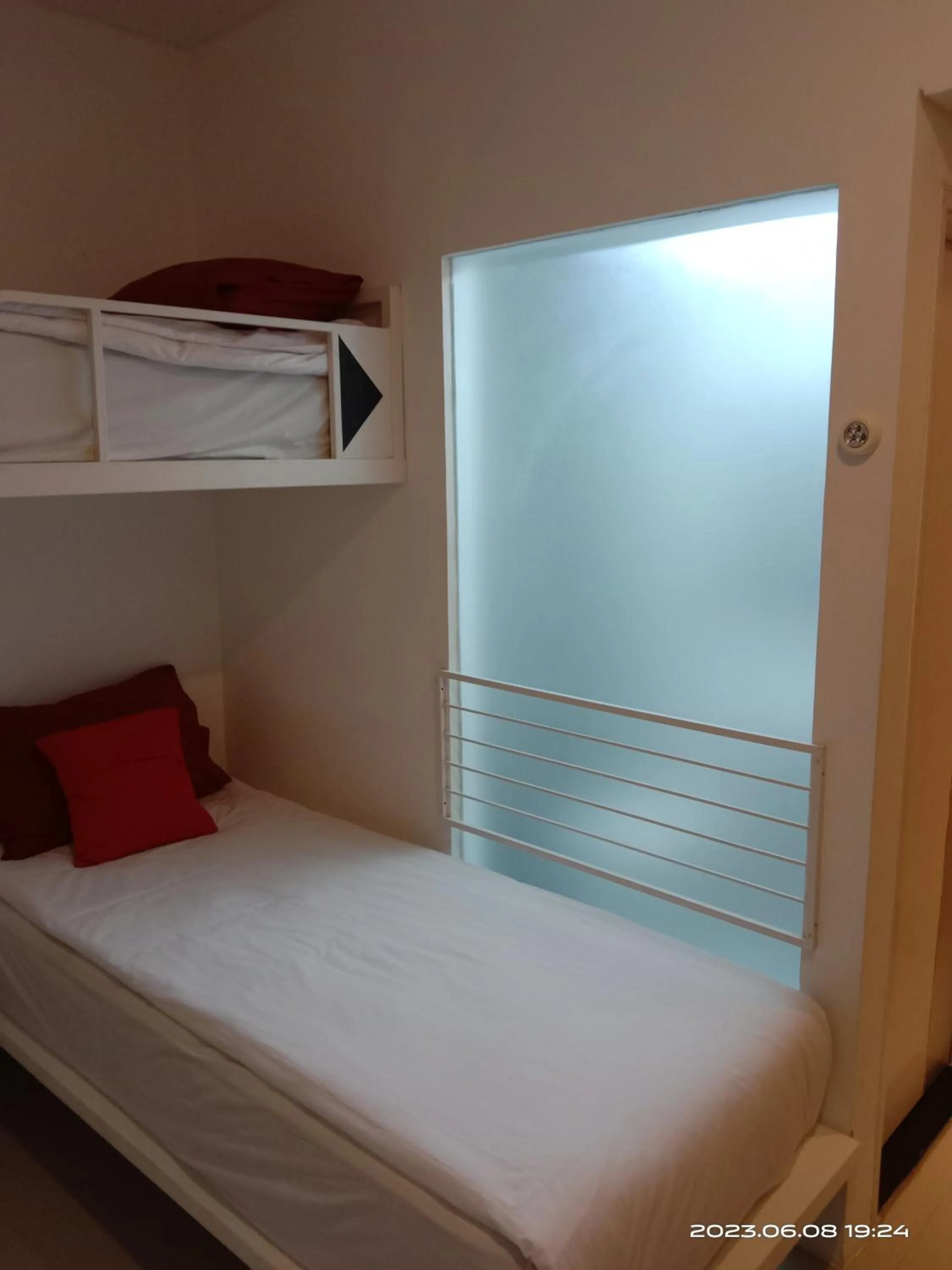 Bed in Poppies Senggigi Hostel