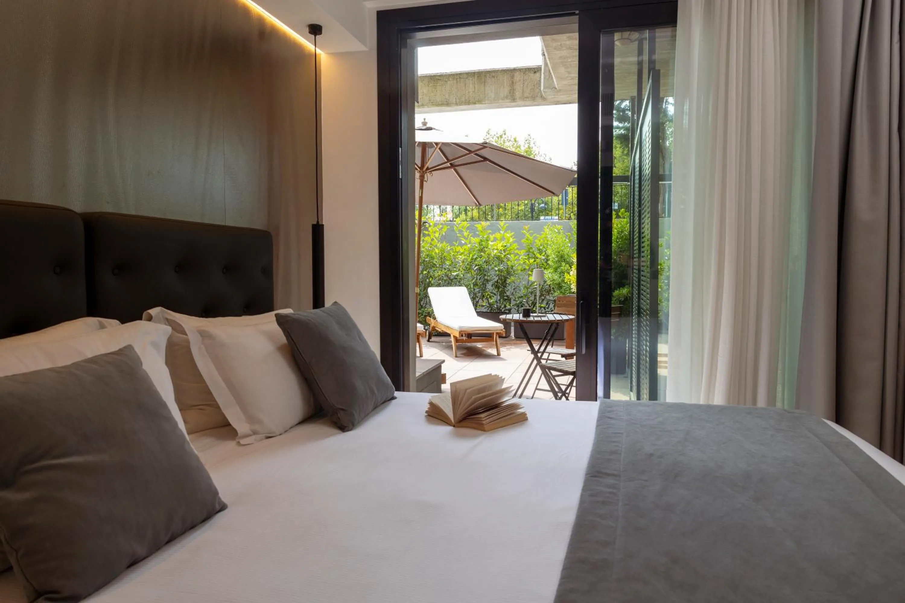 Bedroom, Bed in Boutique Hotel Sirmione