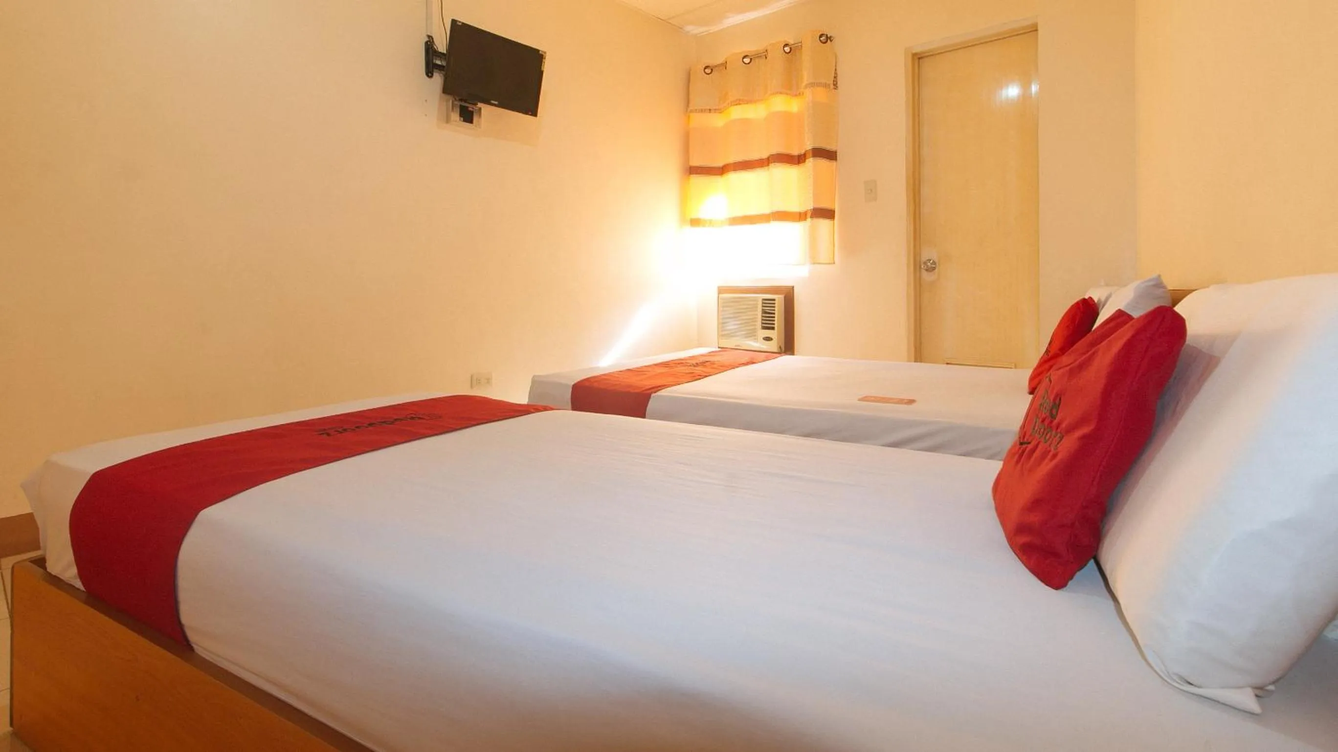 Bed in RedDoorz @ Asiana Pension Inn Mandaue City