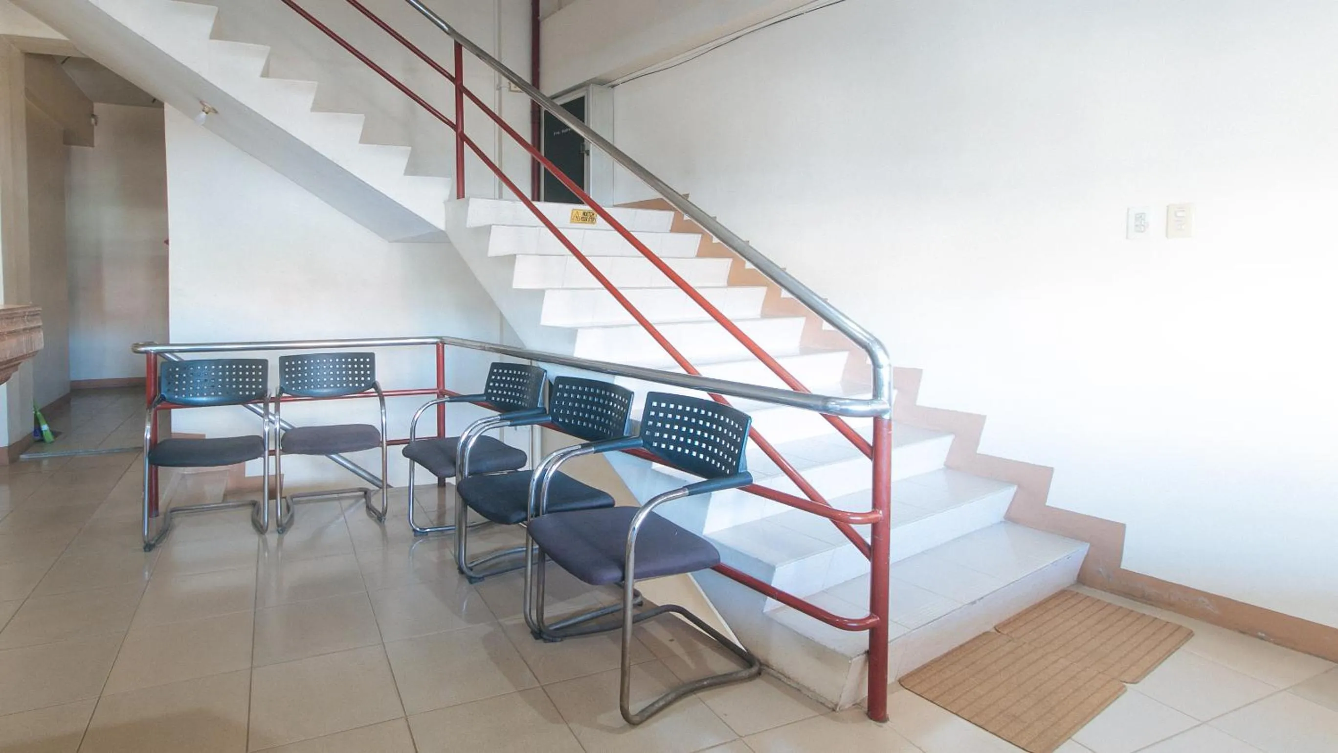 Lobby or reception in RedDoorz @ Asiana Pension Inn Mandaue City