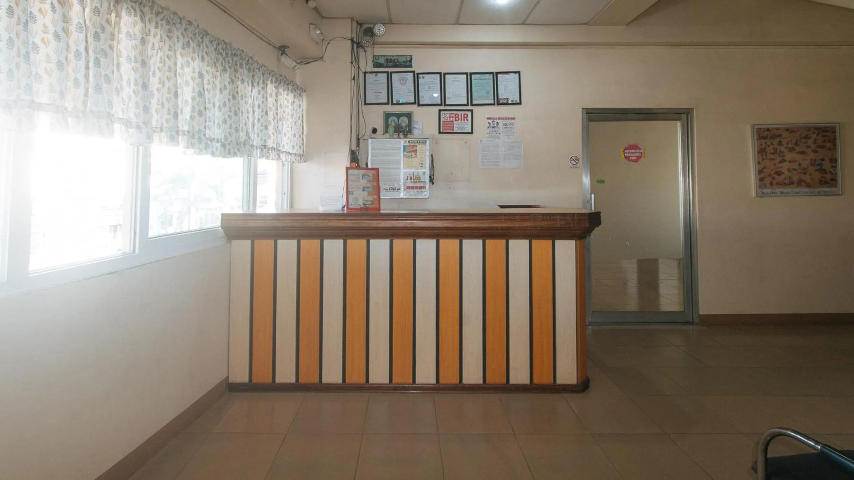 Lobby or reception in RedDoorz @ Asiana Pension Inn Mandaue City