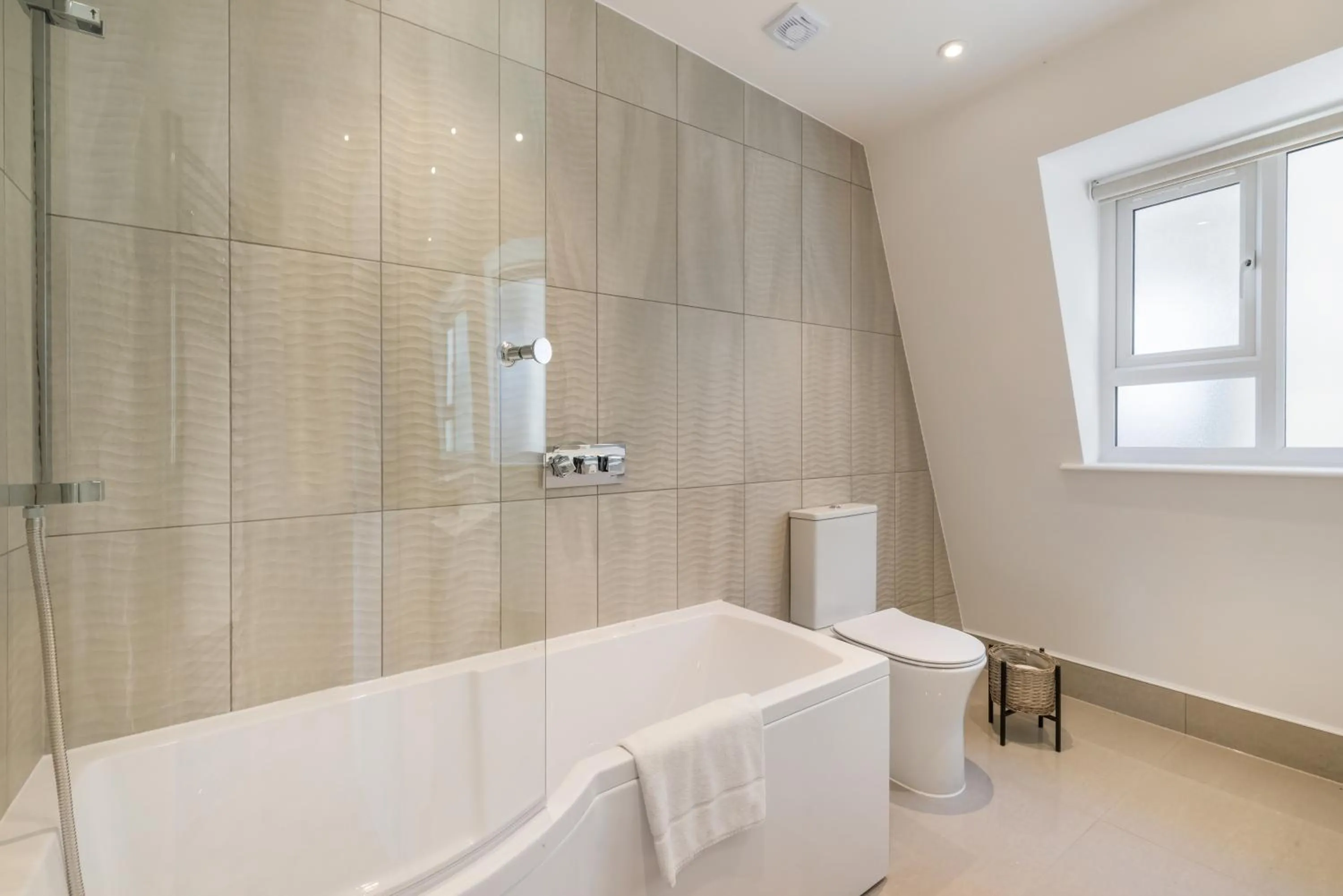 Bathroom in StayLux Kensington