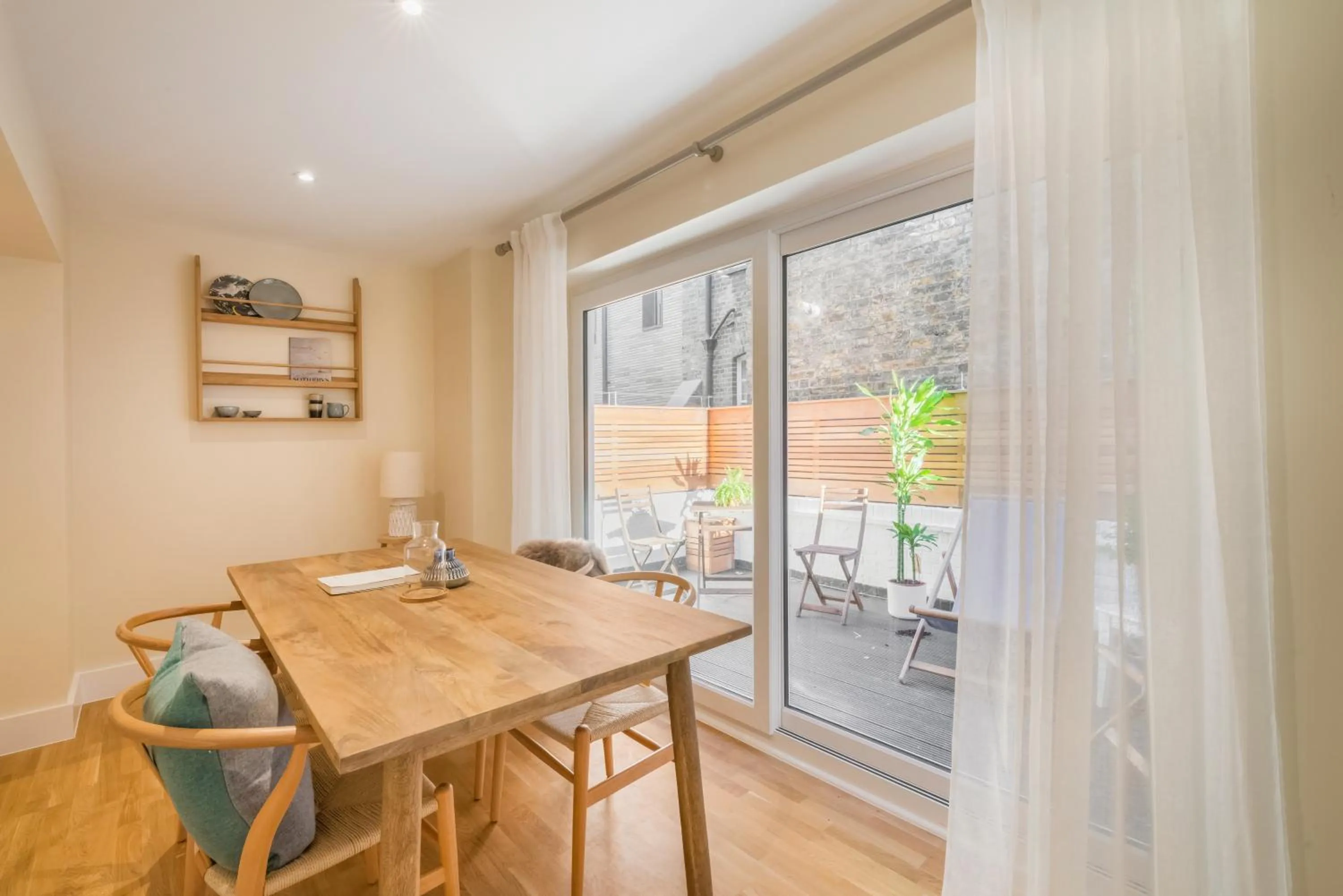 Seating area in StayLux Kensington